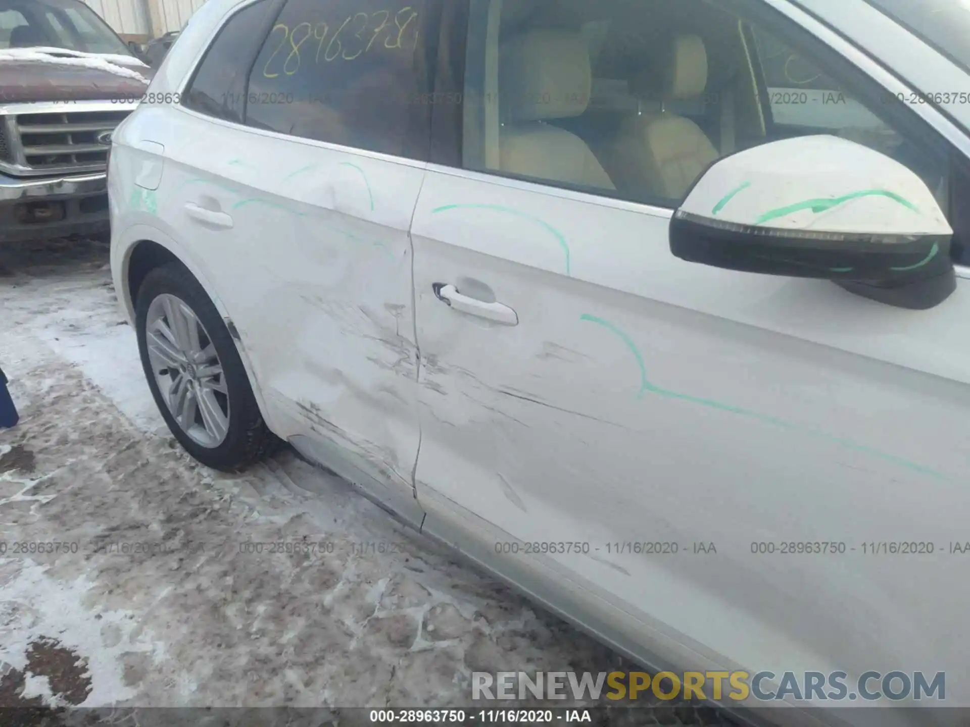 12 Photograph of a damaged car WA1BNAFY1K2069021 AUDI Q5 2019