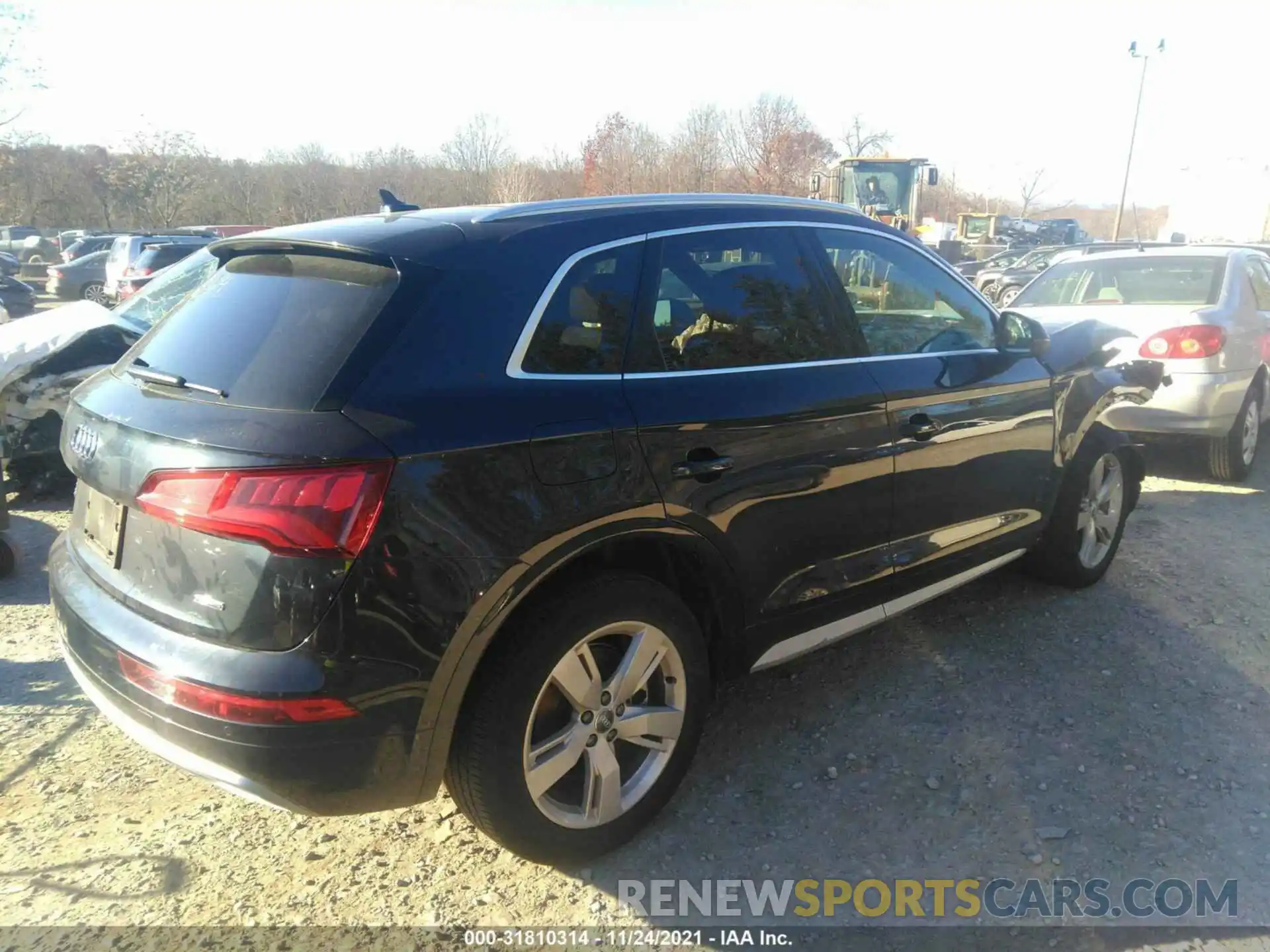 4 Фотография поврежденного автомобиля WA1BNAFY1K2071061 AUDI Q5 2019