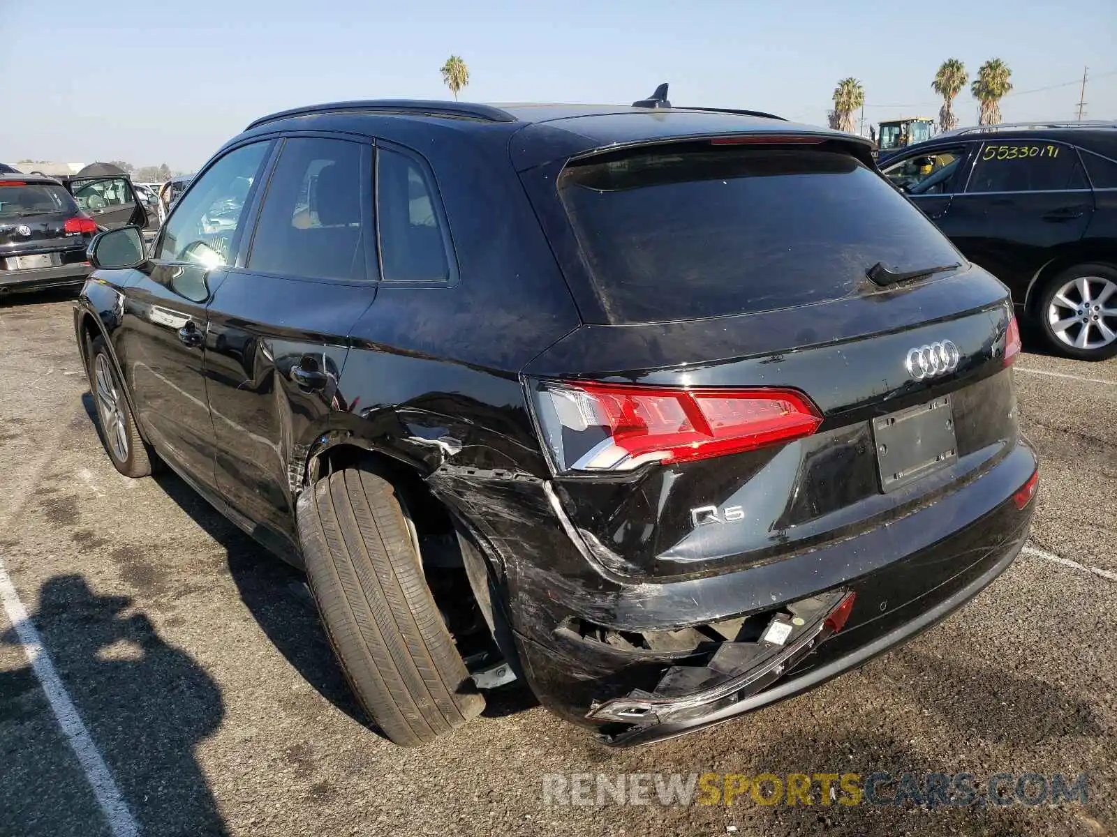 3 Фотография поврежденного автомобиля WA1BNAFY1K2071349 AUDI Q5 2019