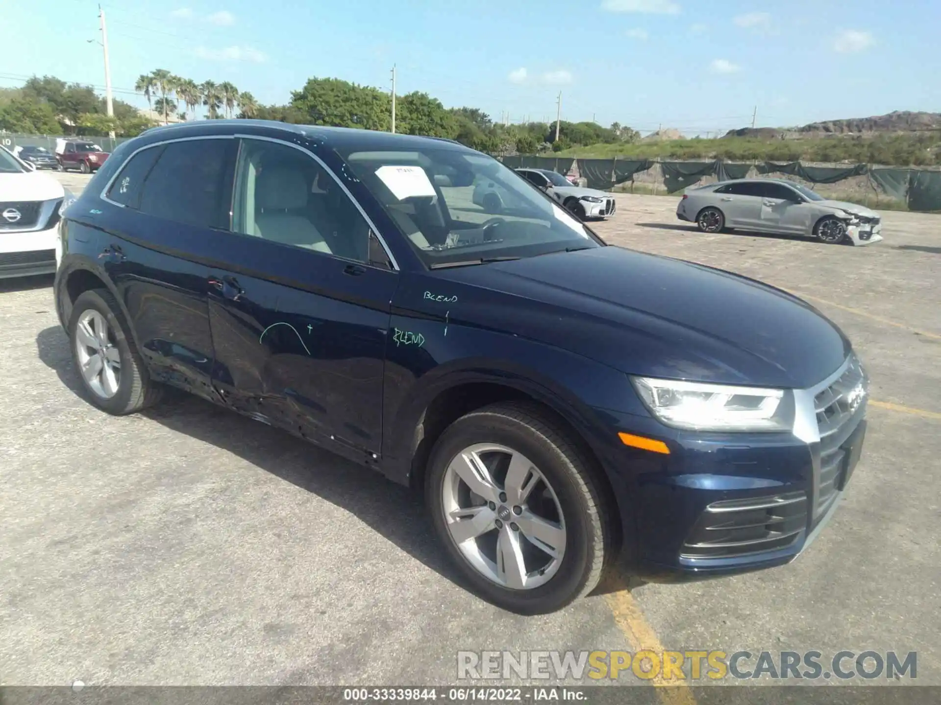 1 Photograph of a damaged car WA1BNAFY1K2072582 AUDI Q5 2019