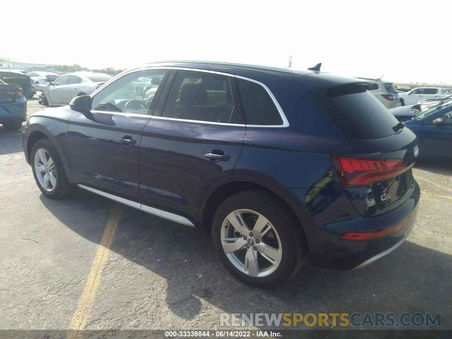 3 Фотография поврежденного автомобиля WA1BNAFY1K2072582 AUDI Q5 2019