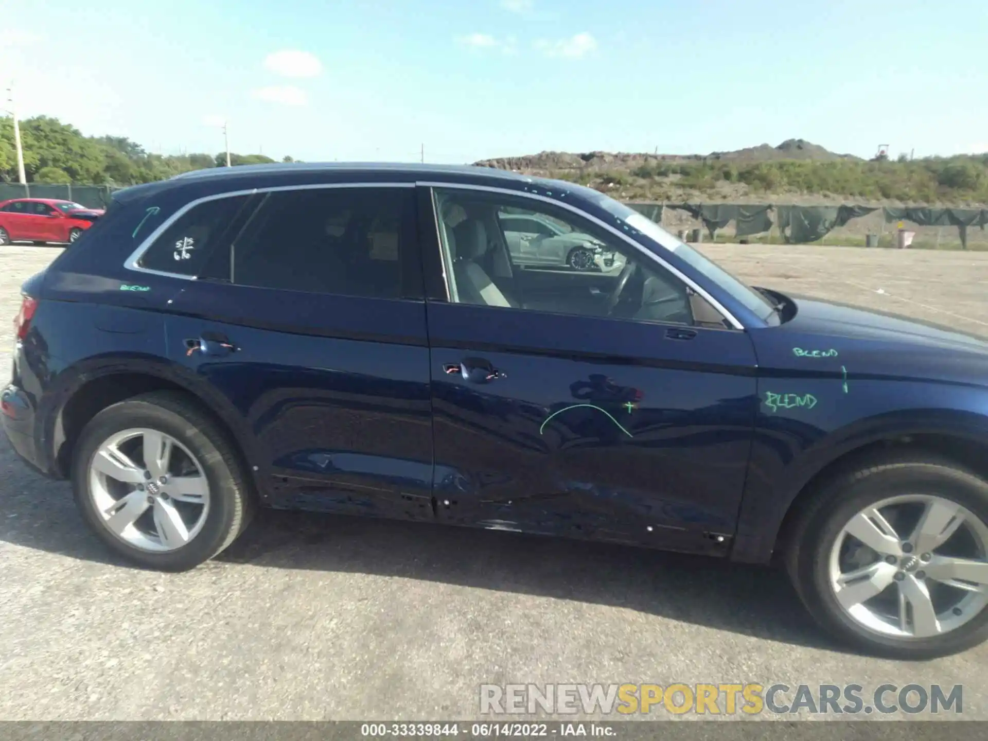 6 Photograph of a damaged car WA1BNAFY1K2072582 AUDI Q5 2019