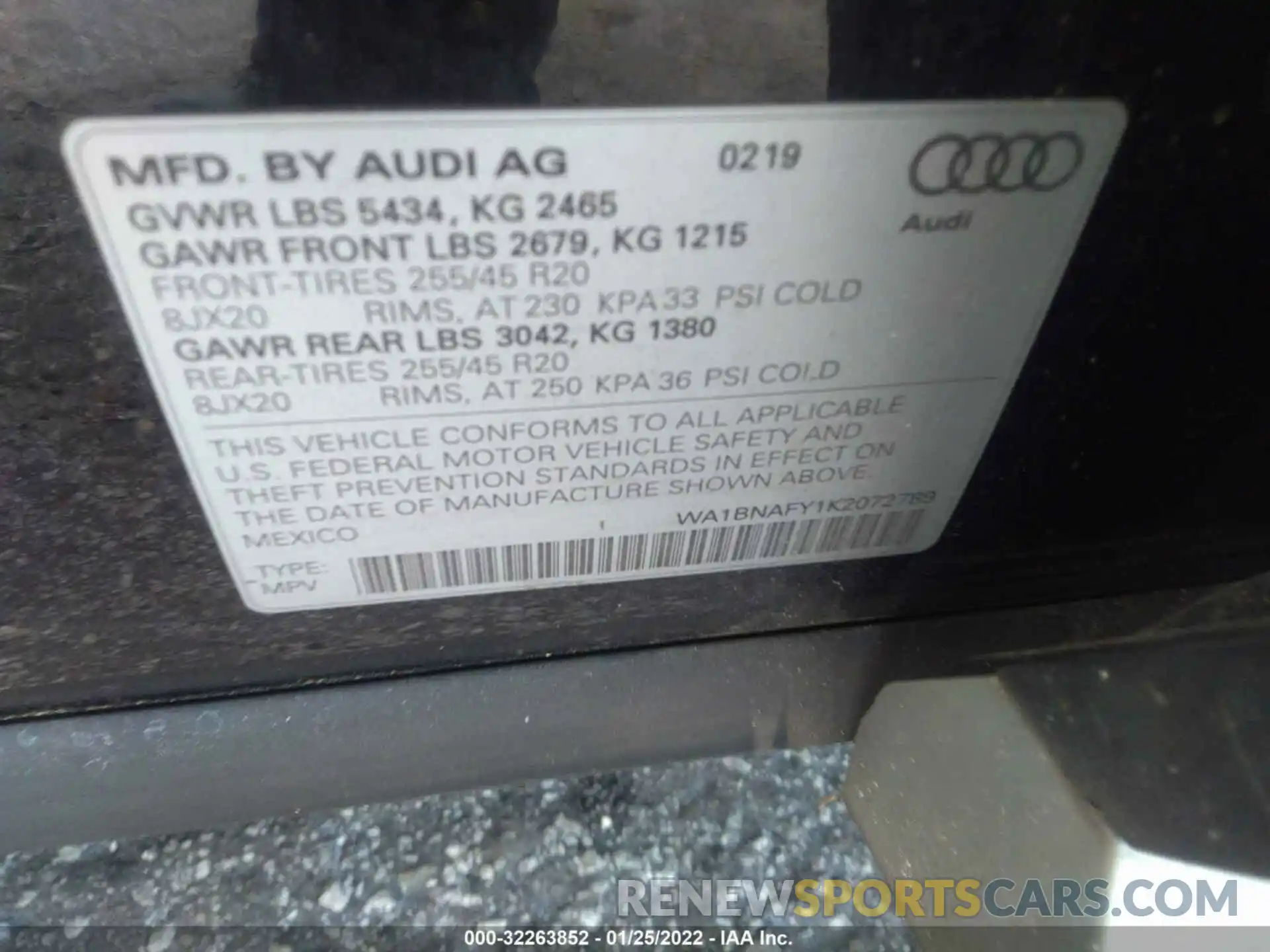 9 Photograph of a damaged car WA1BNAFY1K2072789 AUDI Q5 2019