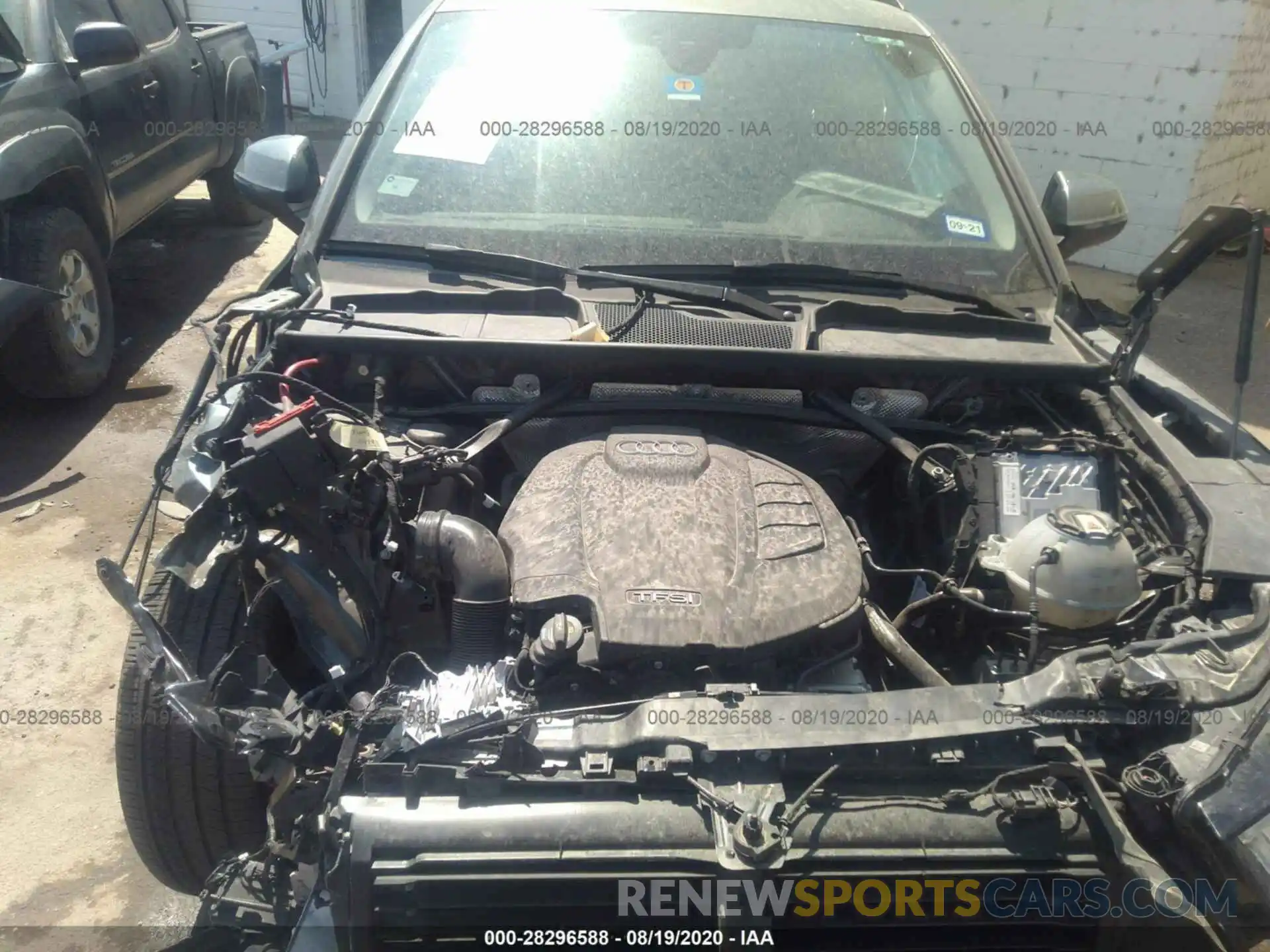 10 Photograph of a damaged car WA1BNAFY1K2073277 AUDI Q5 2019