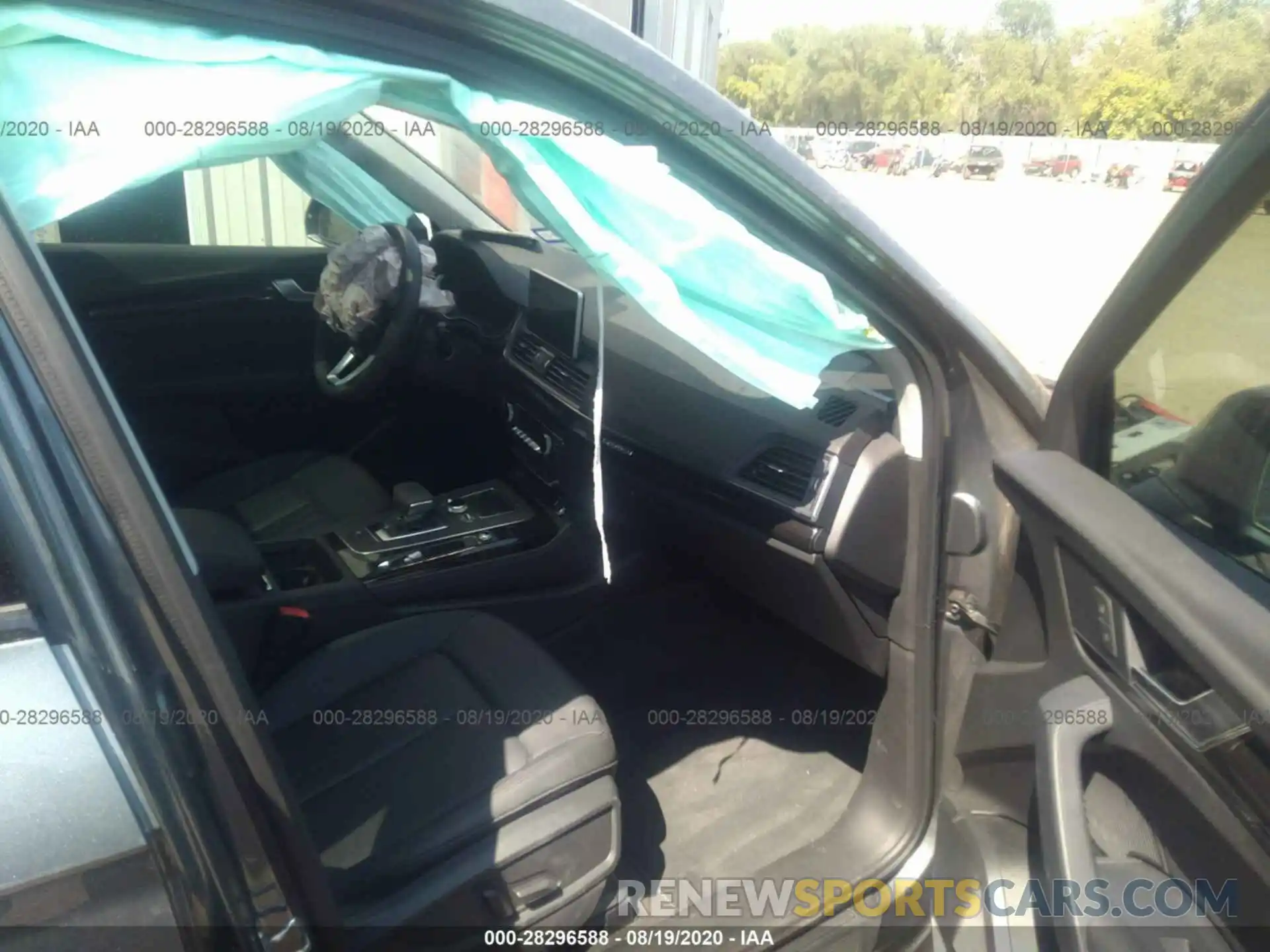 5 Photograph of a damaged car WA1BNAFY1K2073277 AUDI Q5 2019