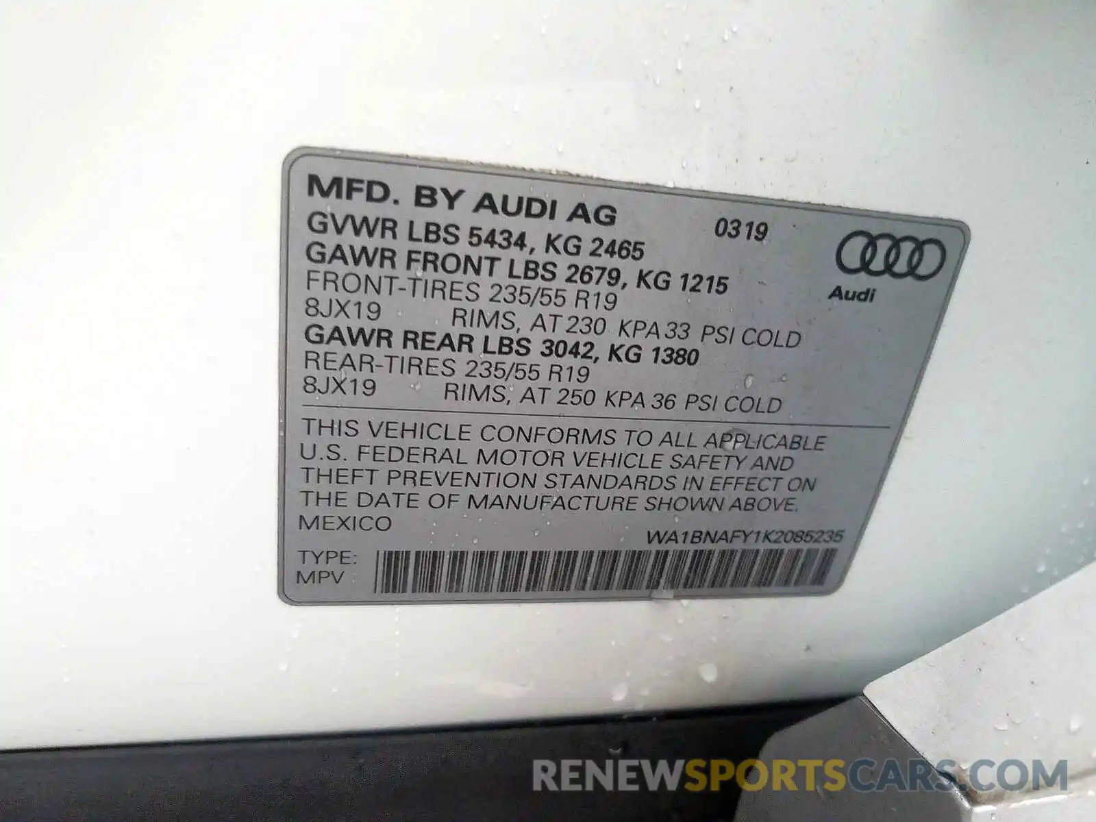 10 Photograph of a damaged car WA1BNAFY1K2085235 AUDI Q5 2019