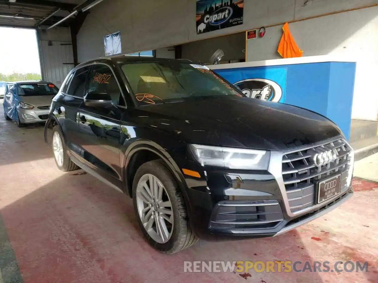 1 Фотография поврежденного автомобиля WA1BNAFY1K2097823 AUDI Q5 2019