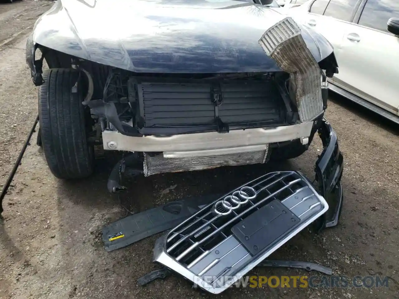 9 Фотография поврежденного автомобиля WA1BNAFY1K2098583 AUDI Q5 2019