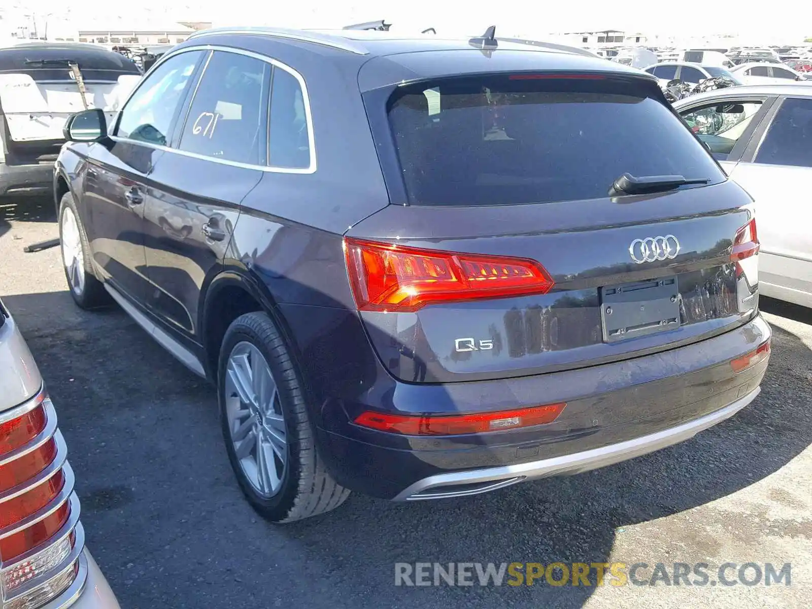 3 Фотография поврежденного автомобиля WA1BNAFY1K2108058 AUDI Q5 2019