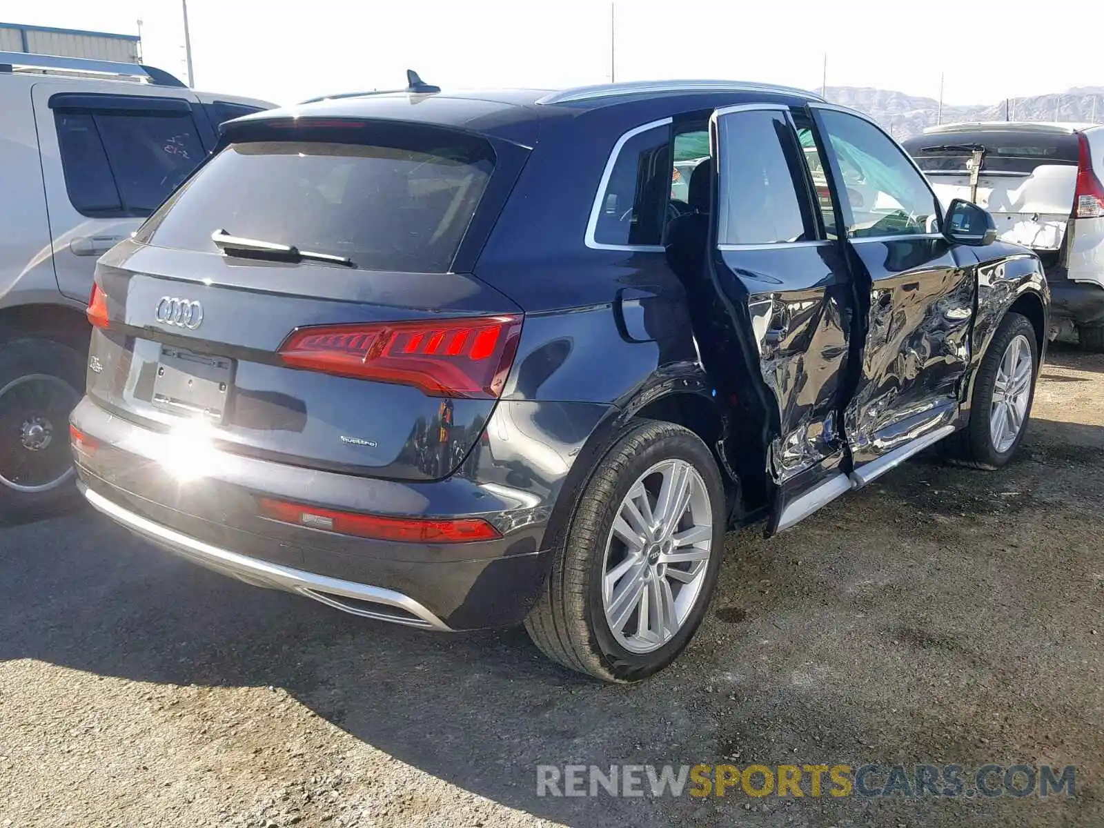 4 Фотография поврежденного автомобиля WA1BNAFY1K2108058 AUDI Q5 2019