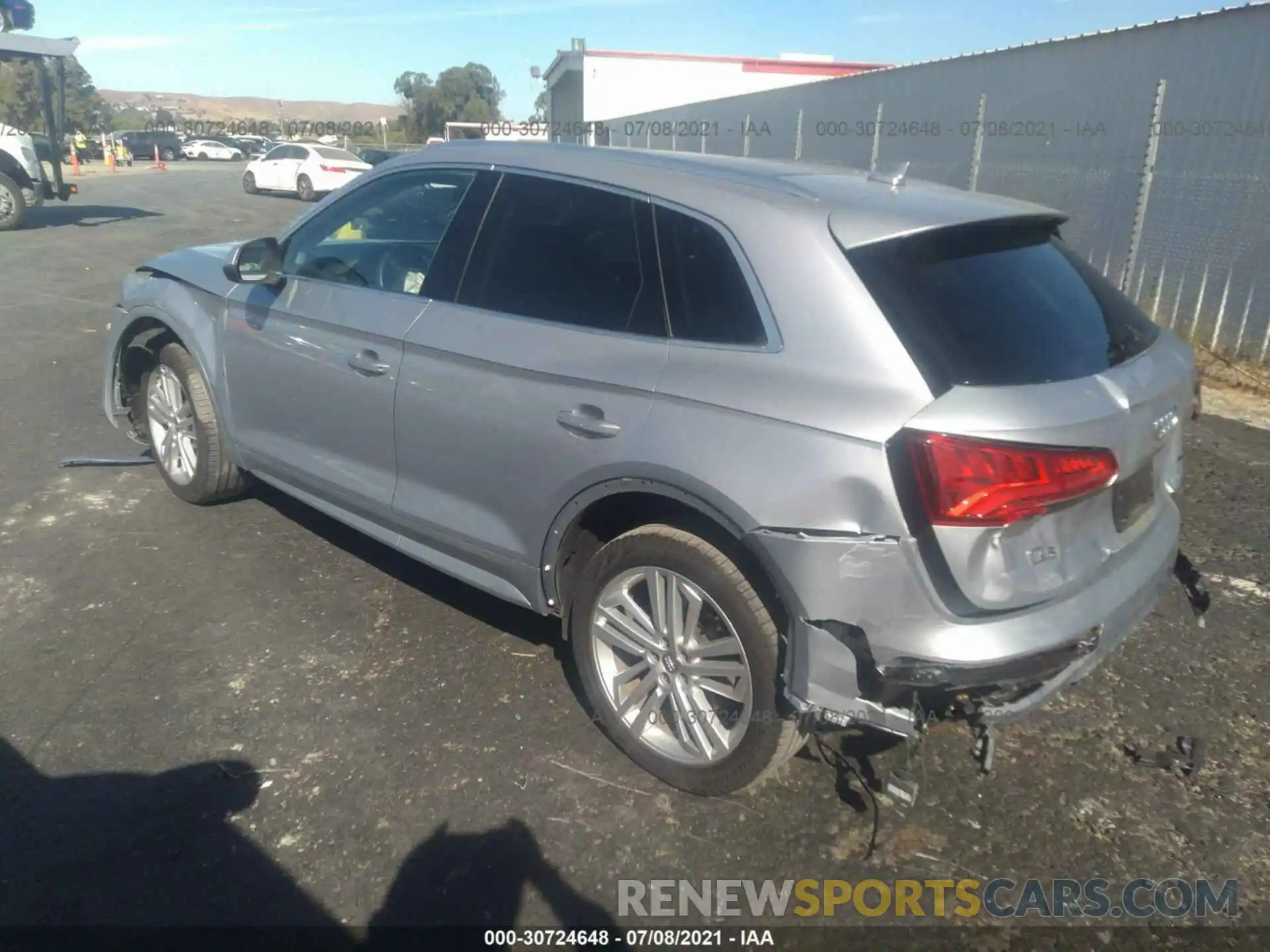 3 Фотография поврежденного автомобиля WA1BNAFY1K2115530 AUDI Q5 2019