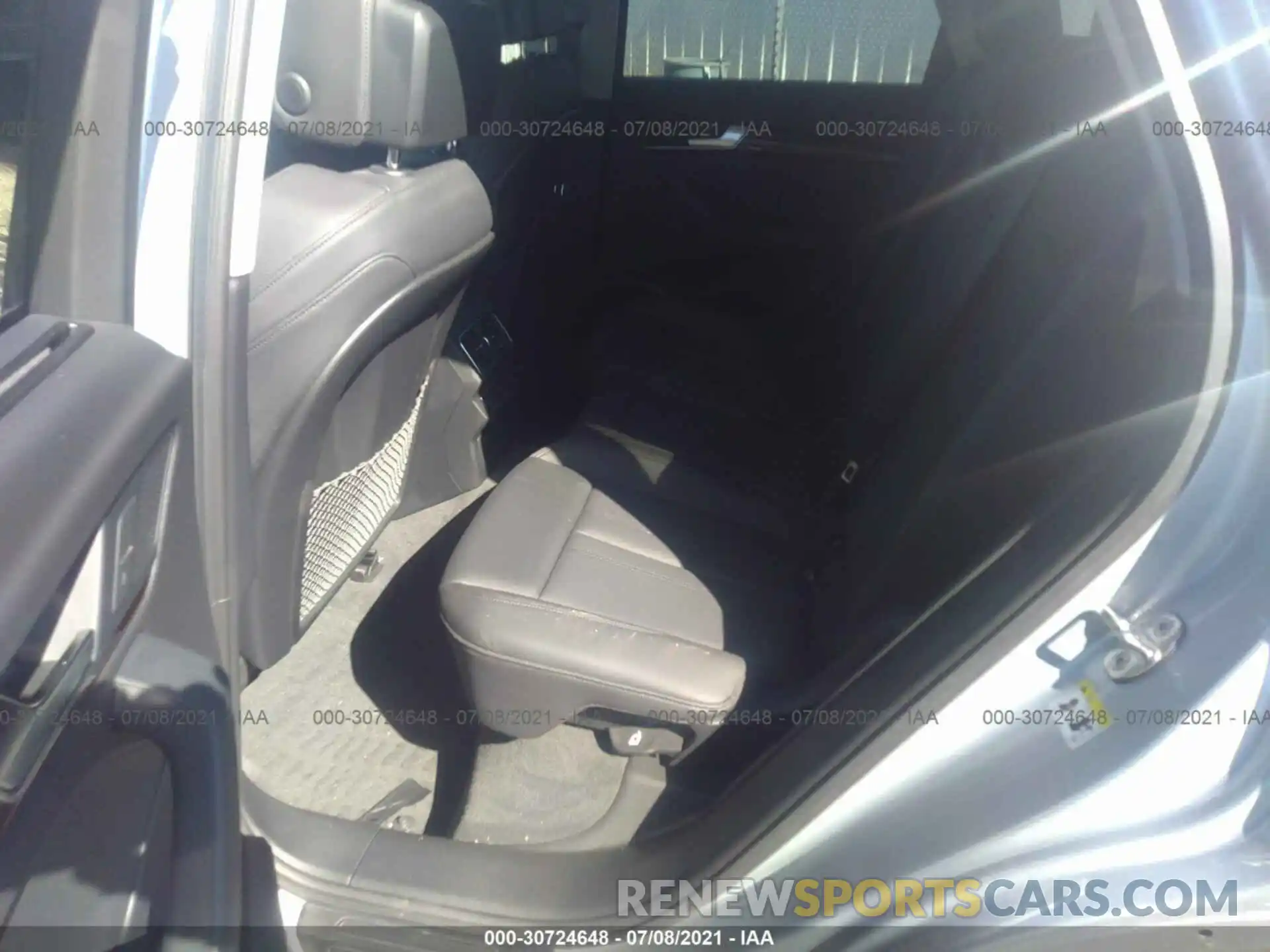 8 Photograph of a damaged car WA1BNAFY1K2115530 AUDI Q5 2019