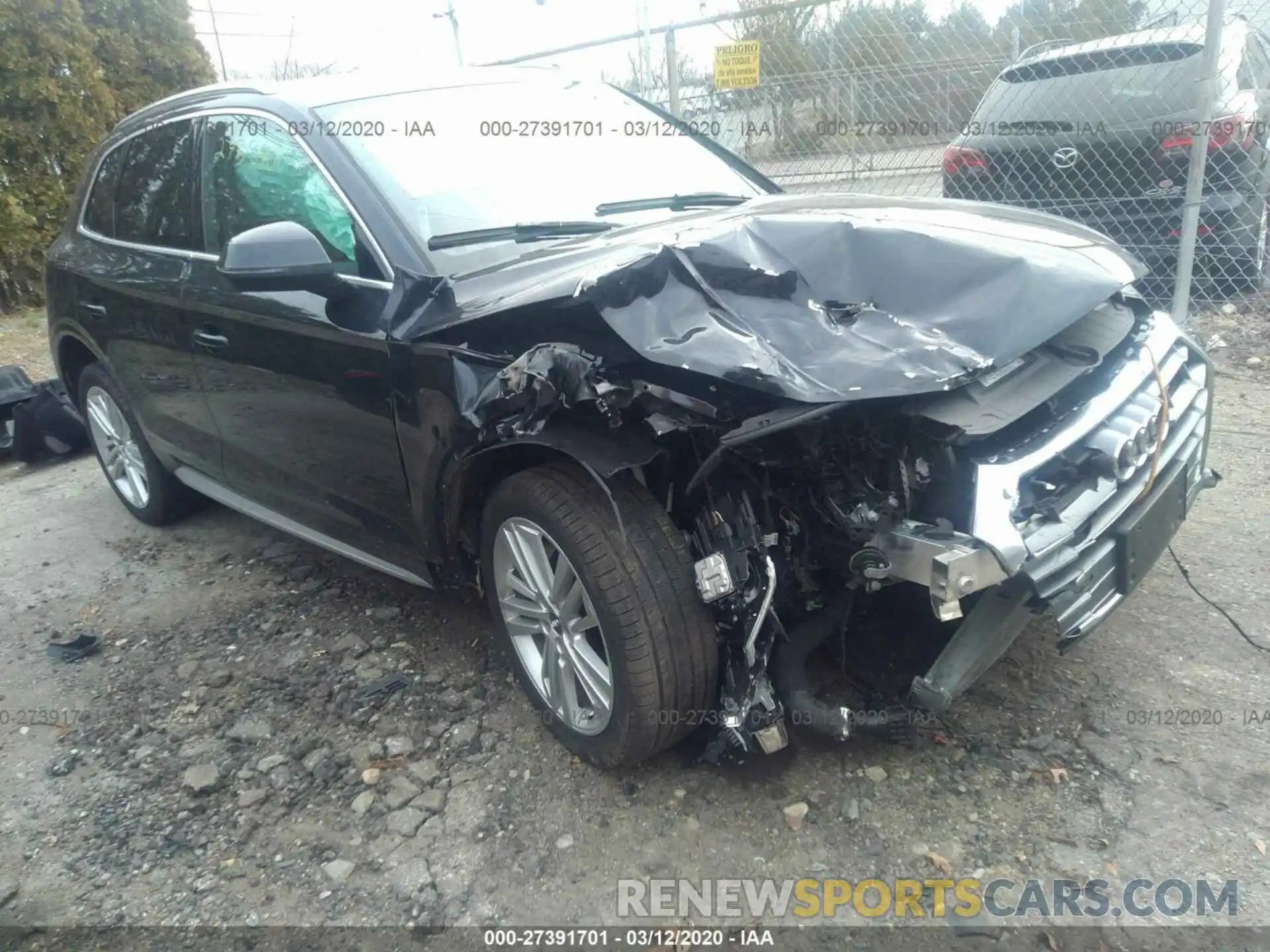 1 Photograph of a damaged car WA1BNAFY1K2128553 AUDI Q5 2019