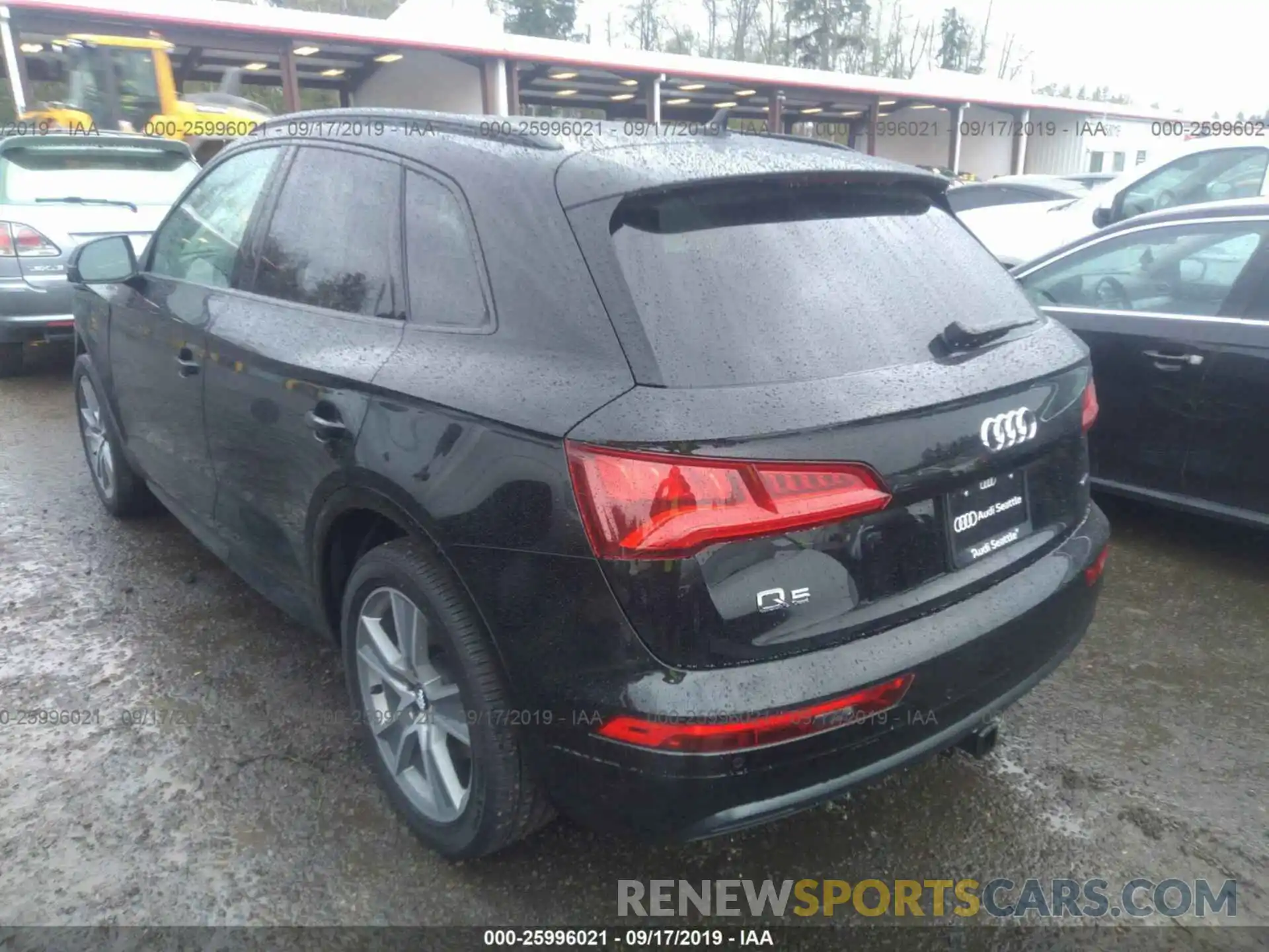 3 Photograph of a damaged car WA1BNAFY1K2130450 AUDI Q5 2019