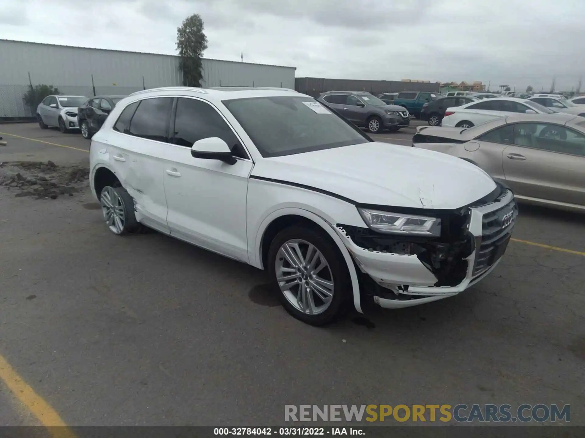 1 Фотография поврежденного автомобиля WA1BNAFY1K2143165 AUDI Q5 2019