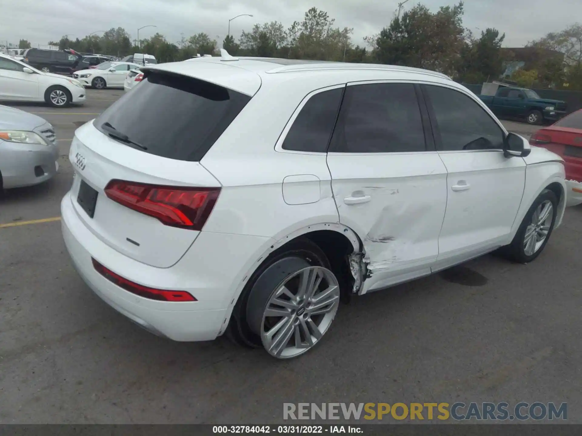 6 Фотография поврежденного автомобиля WA1BNAFY1K2143165 AUDI Q5 2019