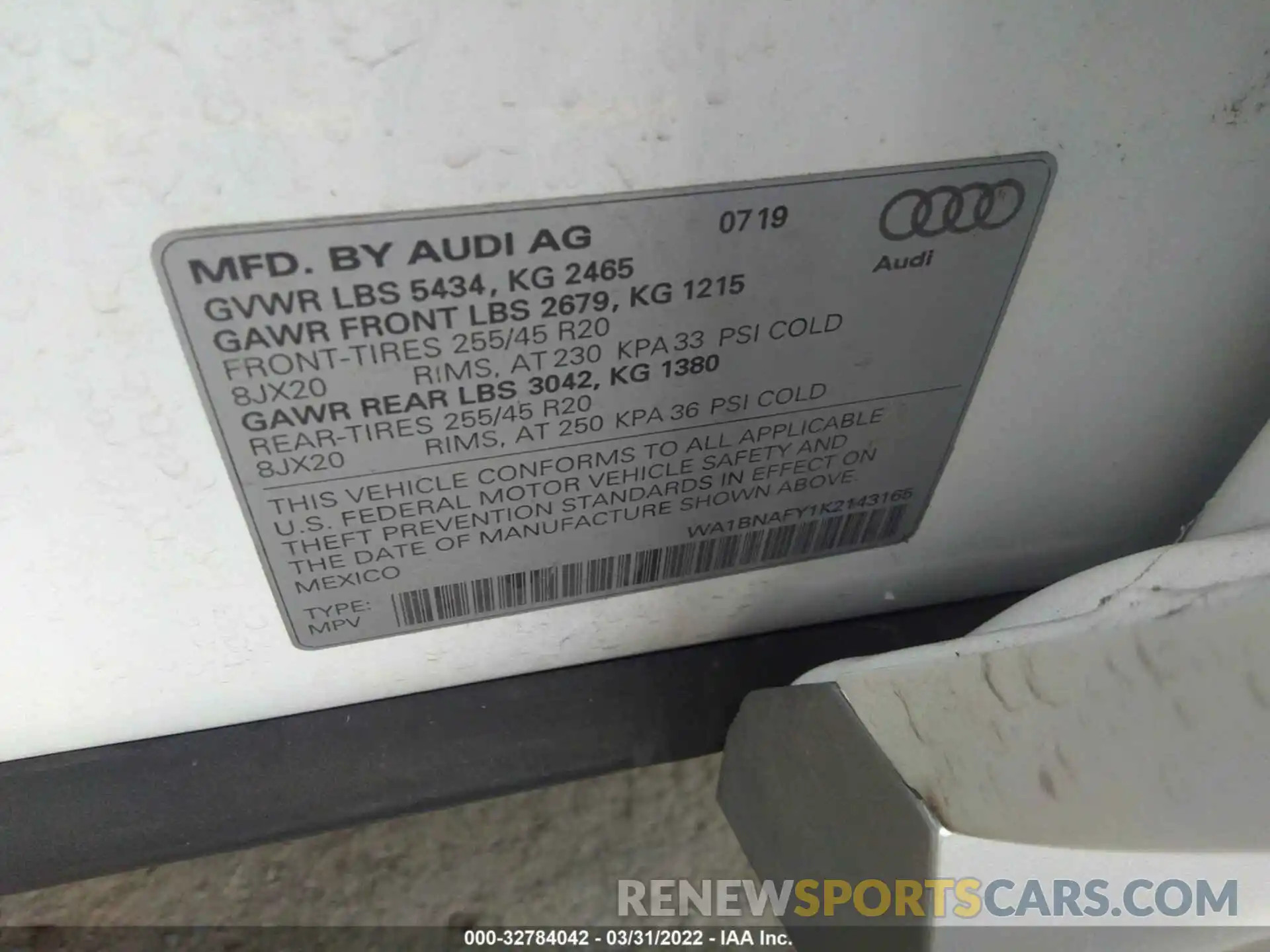 9 Photograph of a damaged car WA1BNAFY1K2143165 AUDI Q5 2019