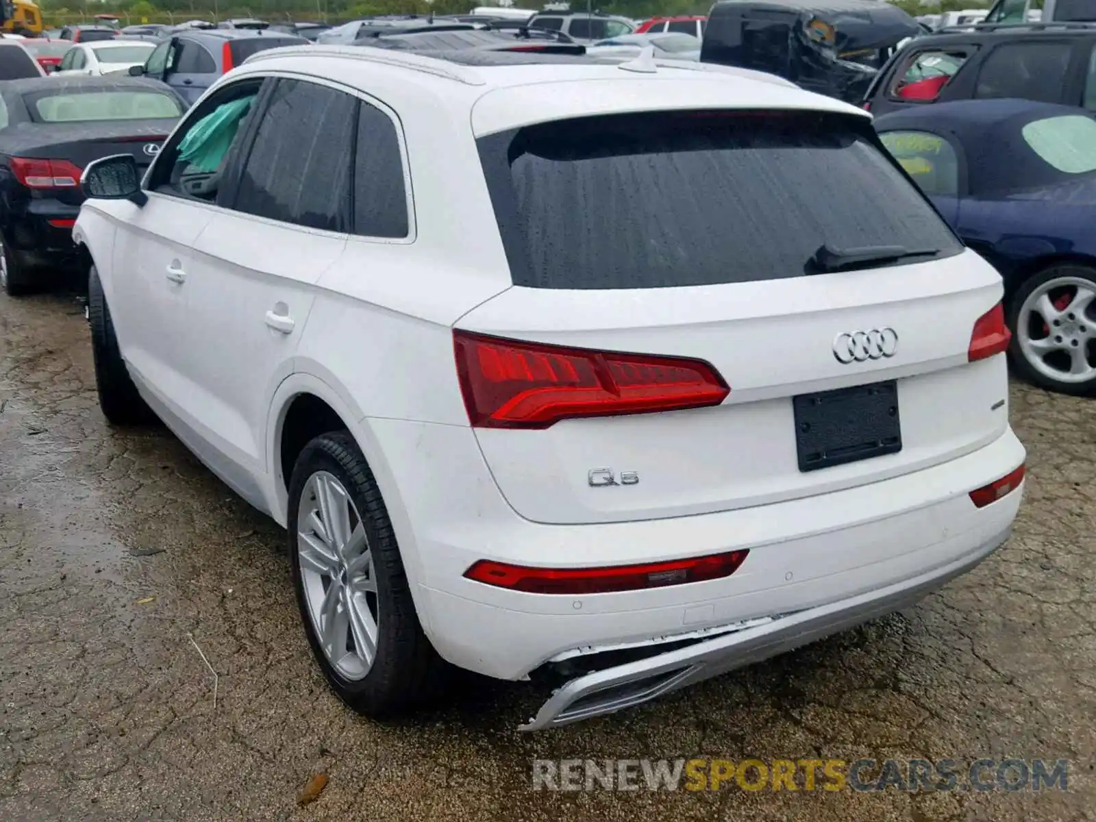 3 Photograph of a damaged car WA1BNAFY2K2023021 AUDI Q5 2019