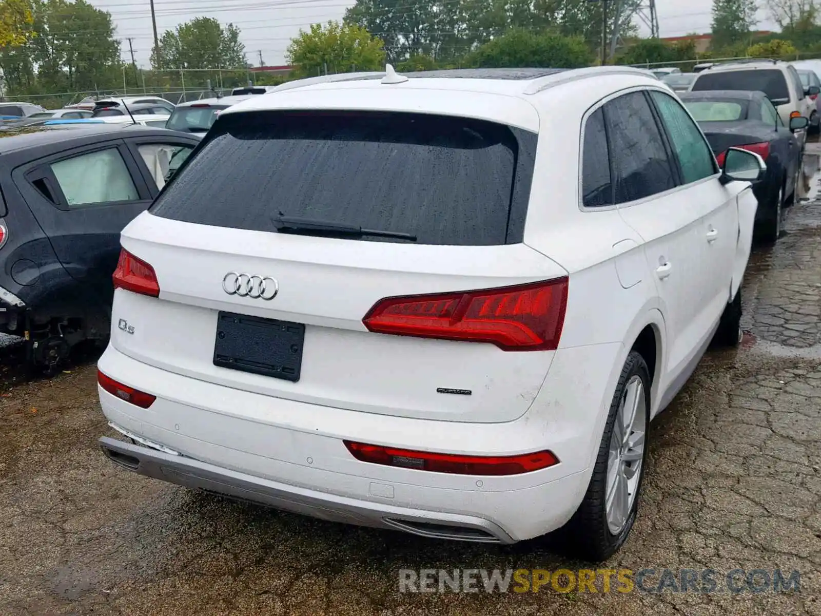 4 Photograph of a damaged car WA1BNAFY2K2023021 AUDI Q5 2019