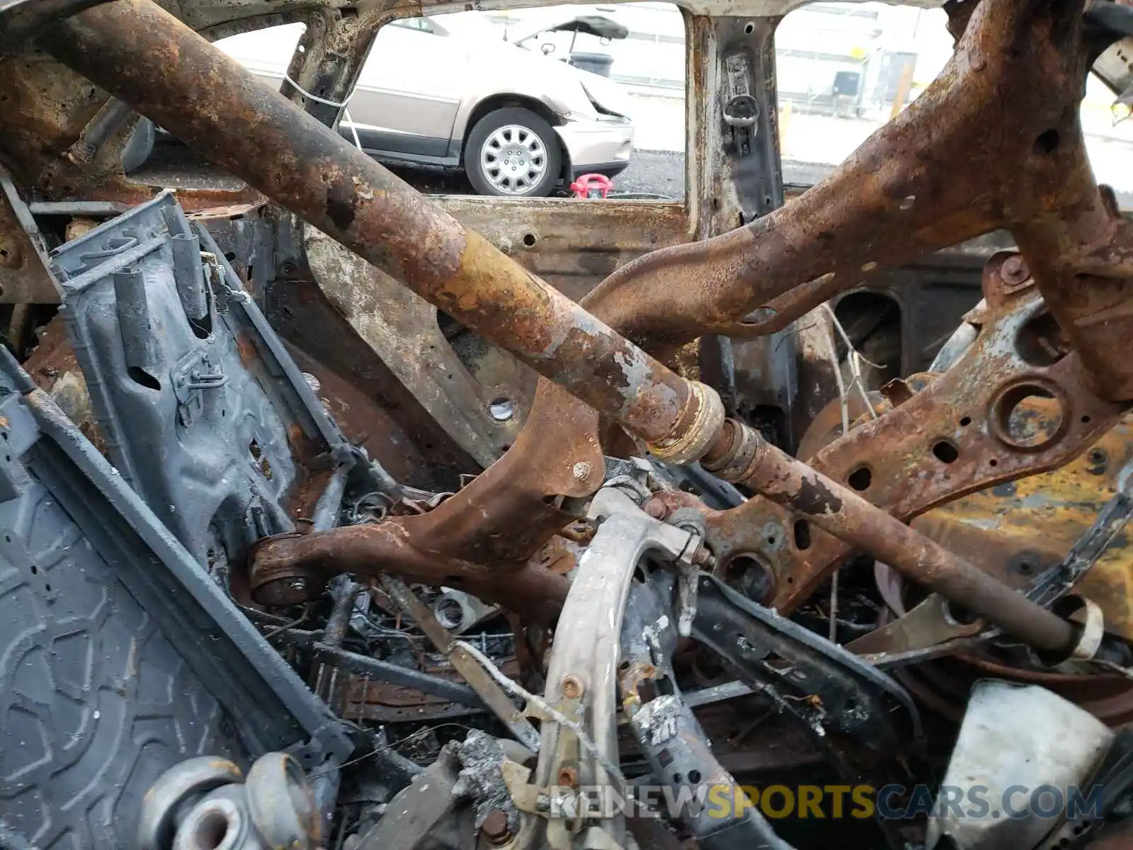 6 Photograph of a damaged car WA1BNAFY2K2023939 AUDI Q5 2019