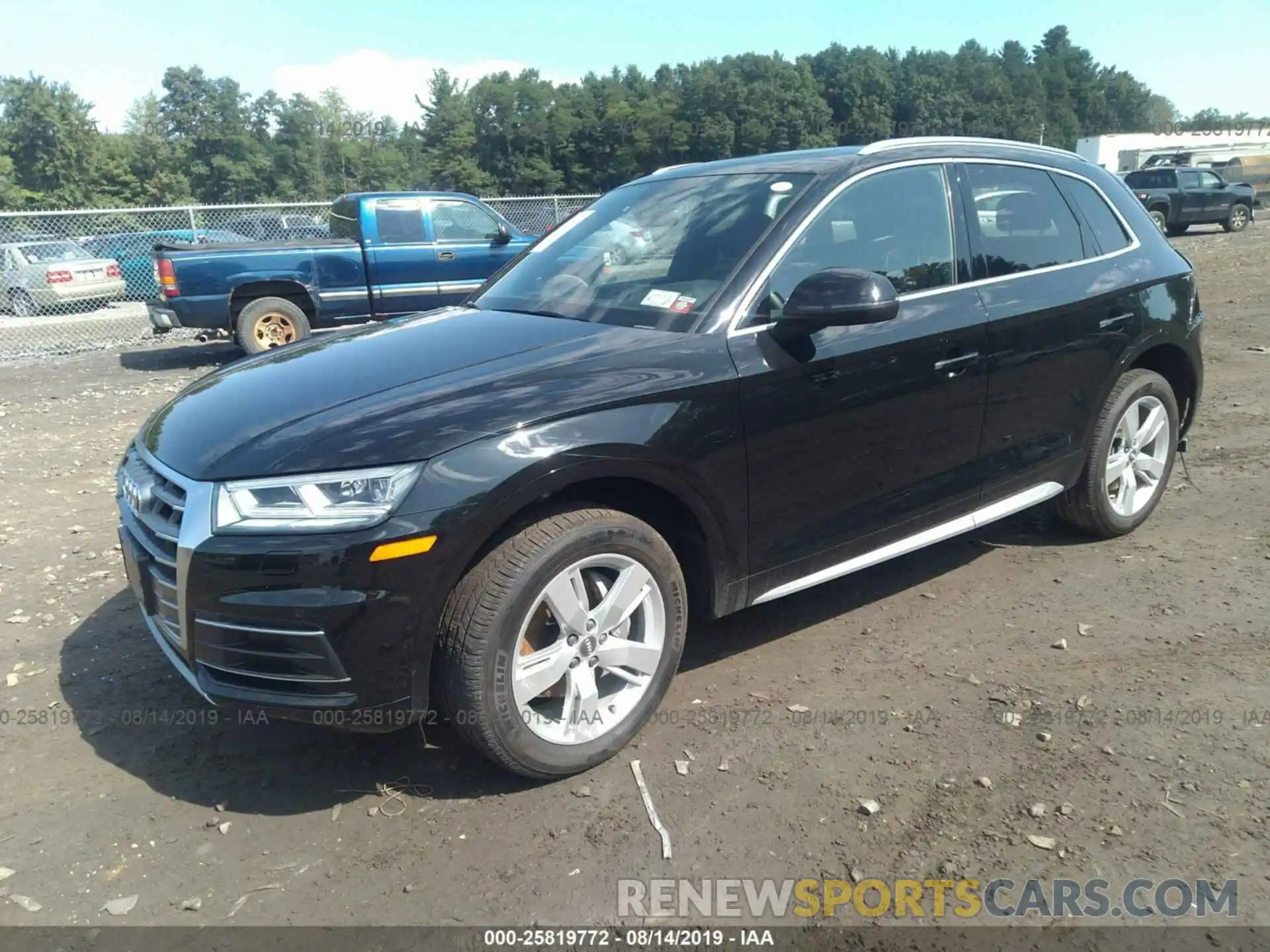 2 Фотография поврежденного автомобиля WA1BNAFY2K2025755 AUDI Q5 2019