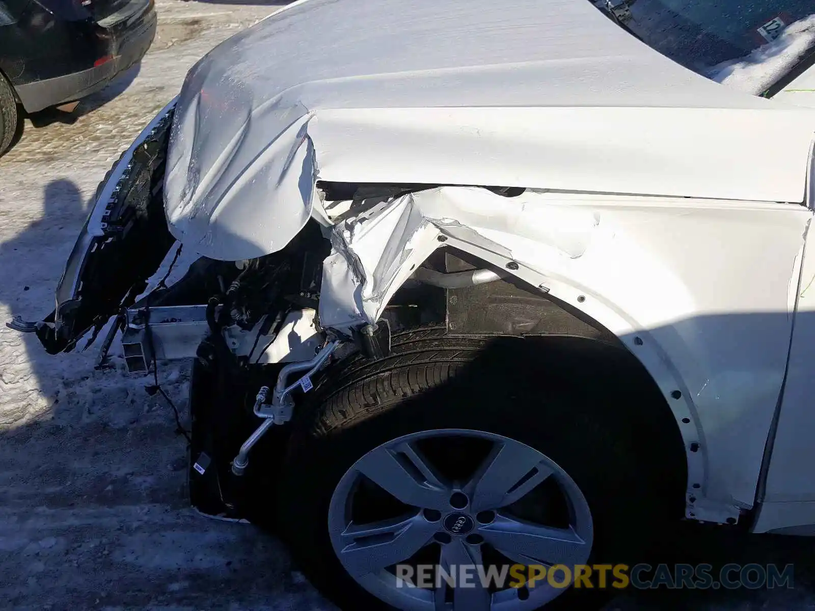 9 Photograph of a damaged car WA1BNAFY2K2026016 AUDI Q5 2019