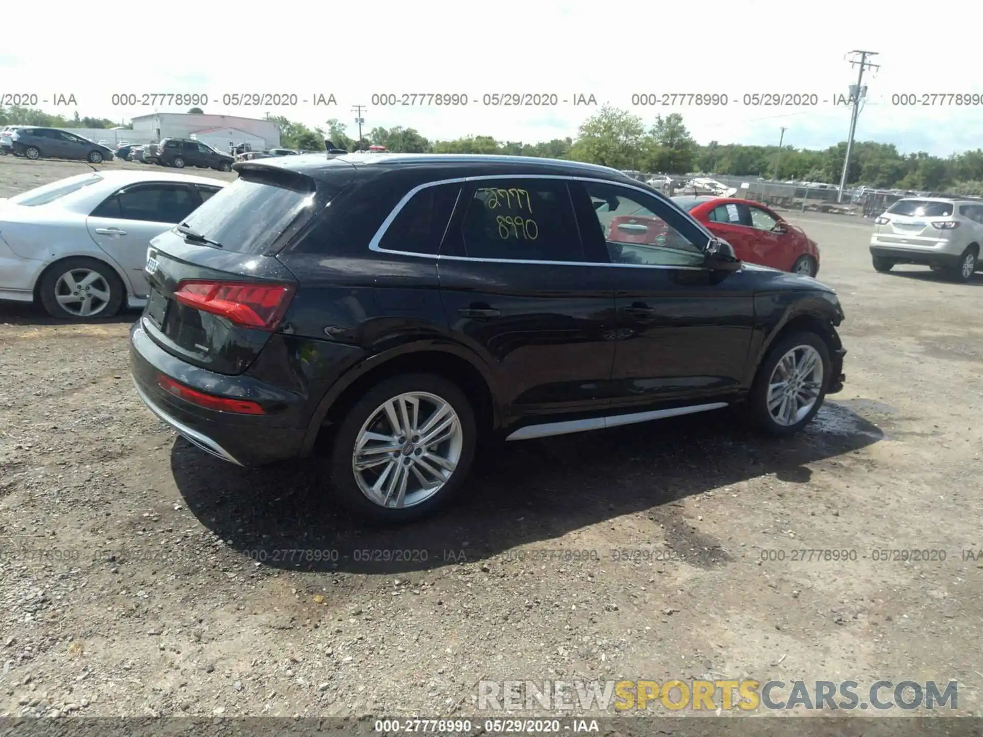 4 Фотография поврежденного автомобиля WA1BNAFY2K2027554 AUDI Q5 2019