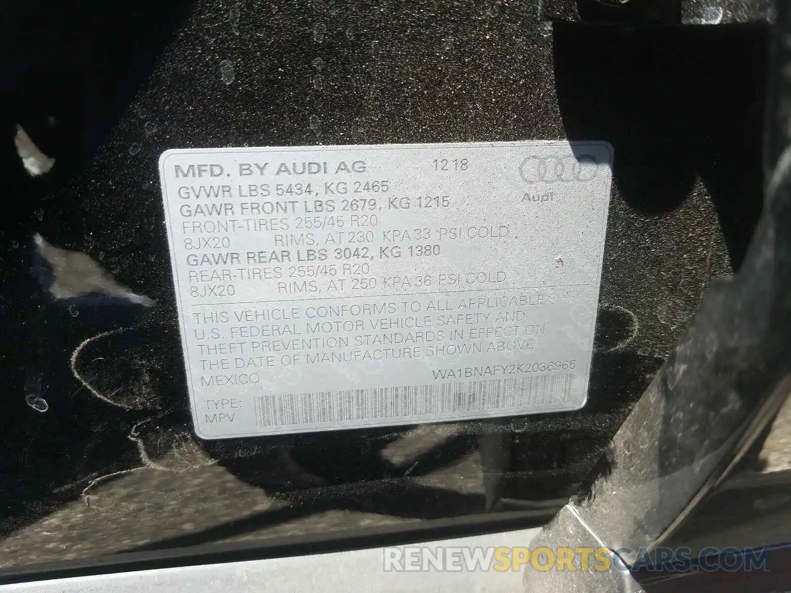 10 Photograph of a damaged car WA1BNAFY2K2036965 AUDI Q5 2019