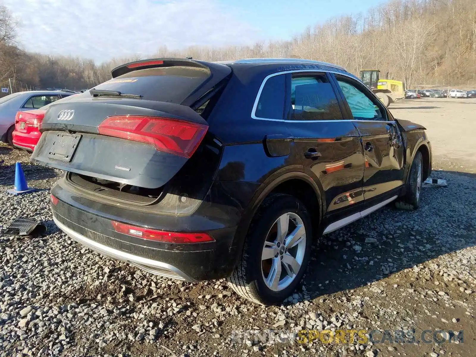 4 Фотография поврежденного автомобиля WA1BNAFY2K2037484 AUDI Q5 2019