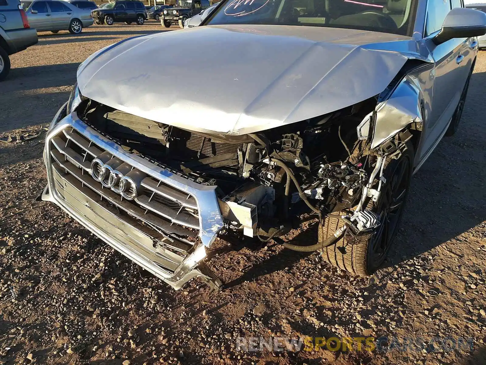 9 Фотография поврежденного автомобиля WA1BNAFY2K2038733 AUDI Q5 2019
