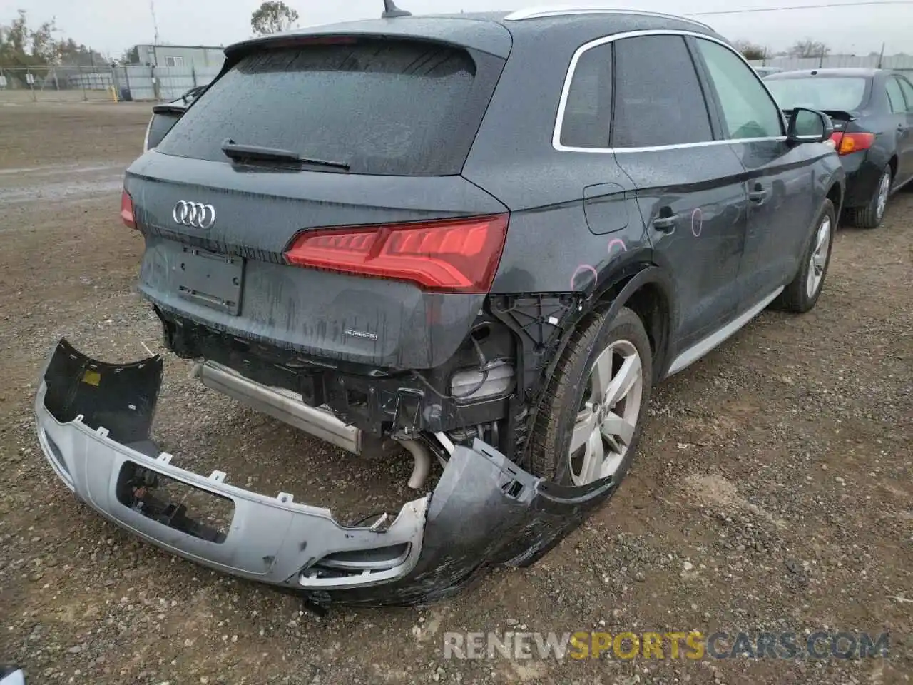 4 Фотография поврежденного автомобиля WA1BNAFY2K2064393 AUDI Q5 2019