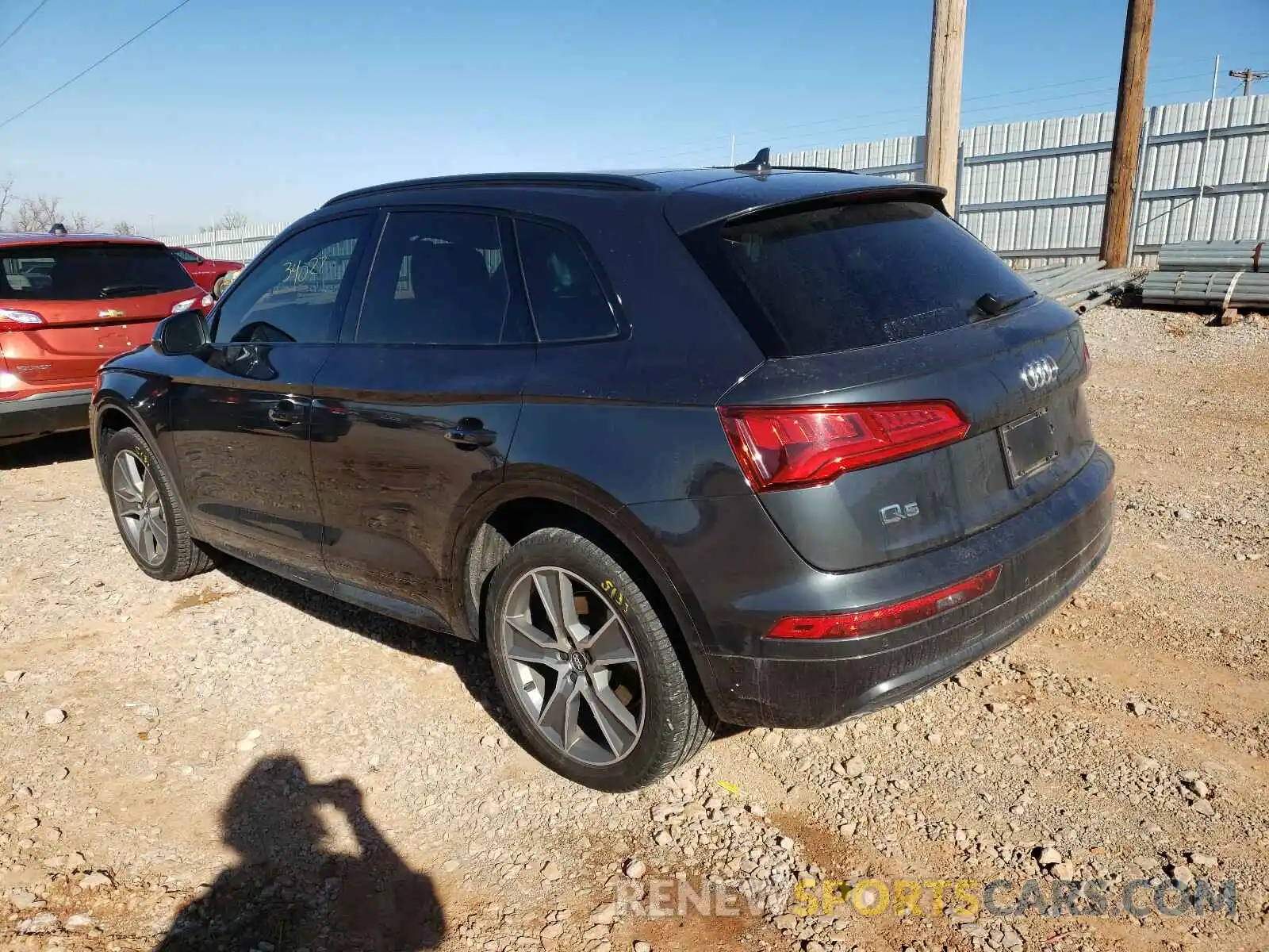 3 Фотография поврежденного автомобиля WA1BNAFY2K2064880 AUDI Q5 2019