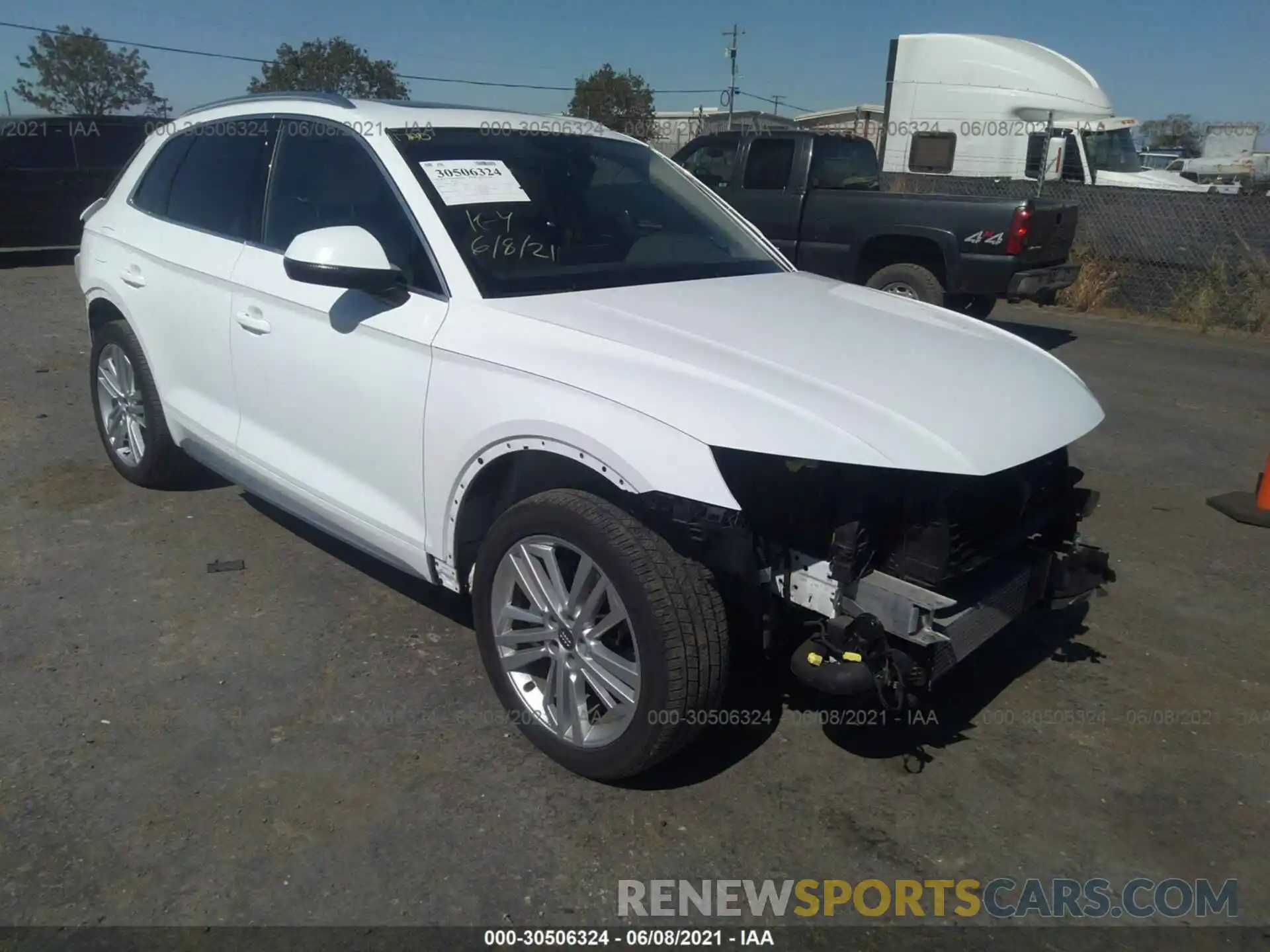 1 Photograph of a damaged car WA1BNAFY2K2072221 AUDI Q5 2019