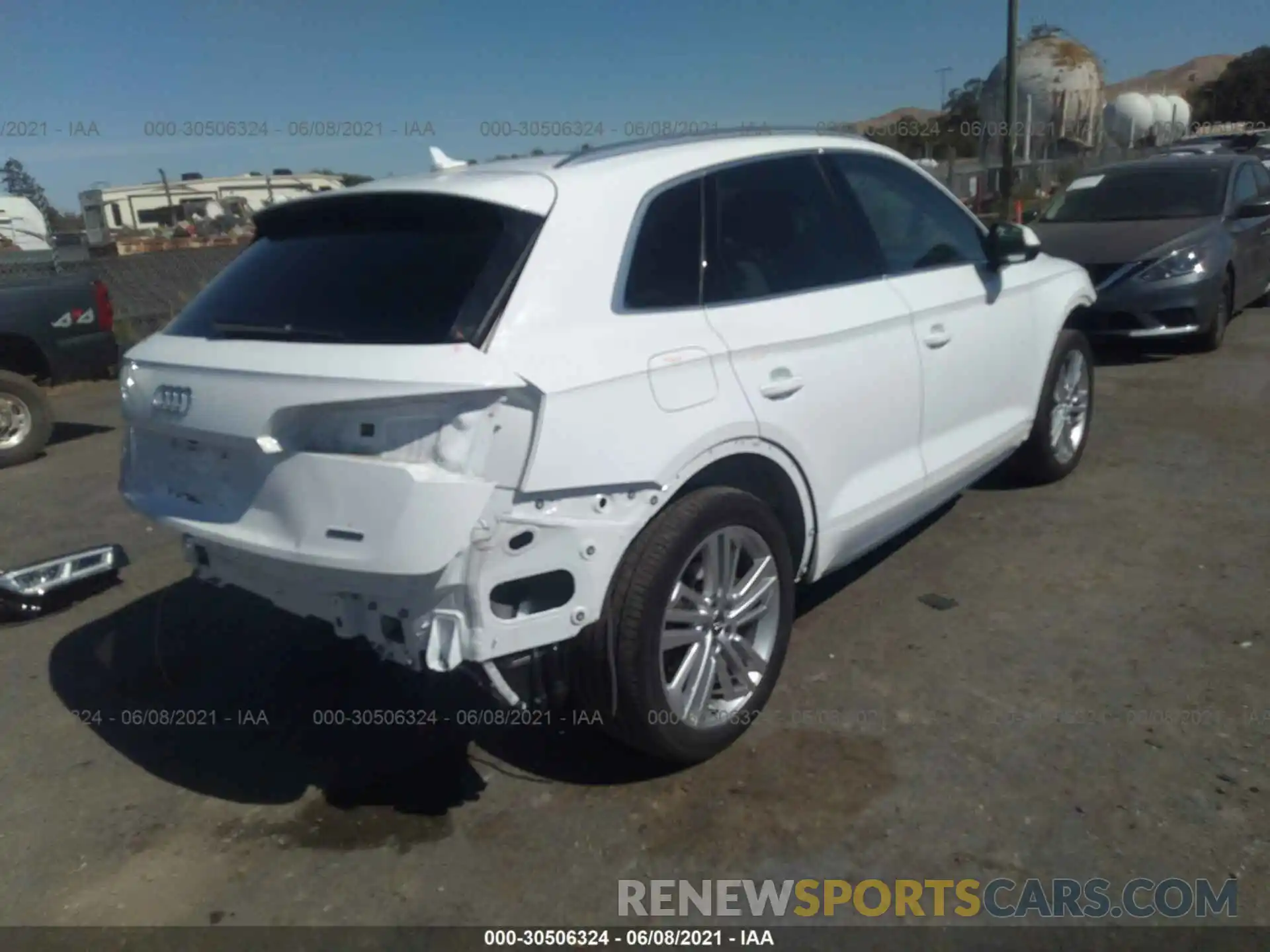 4 Фотография поврежденного автомобиля WA1BNAFY2K2072221 AUDI Q5 2019