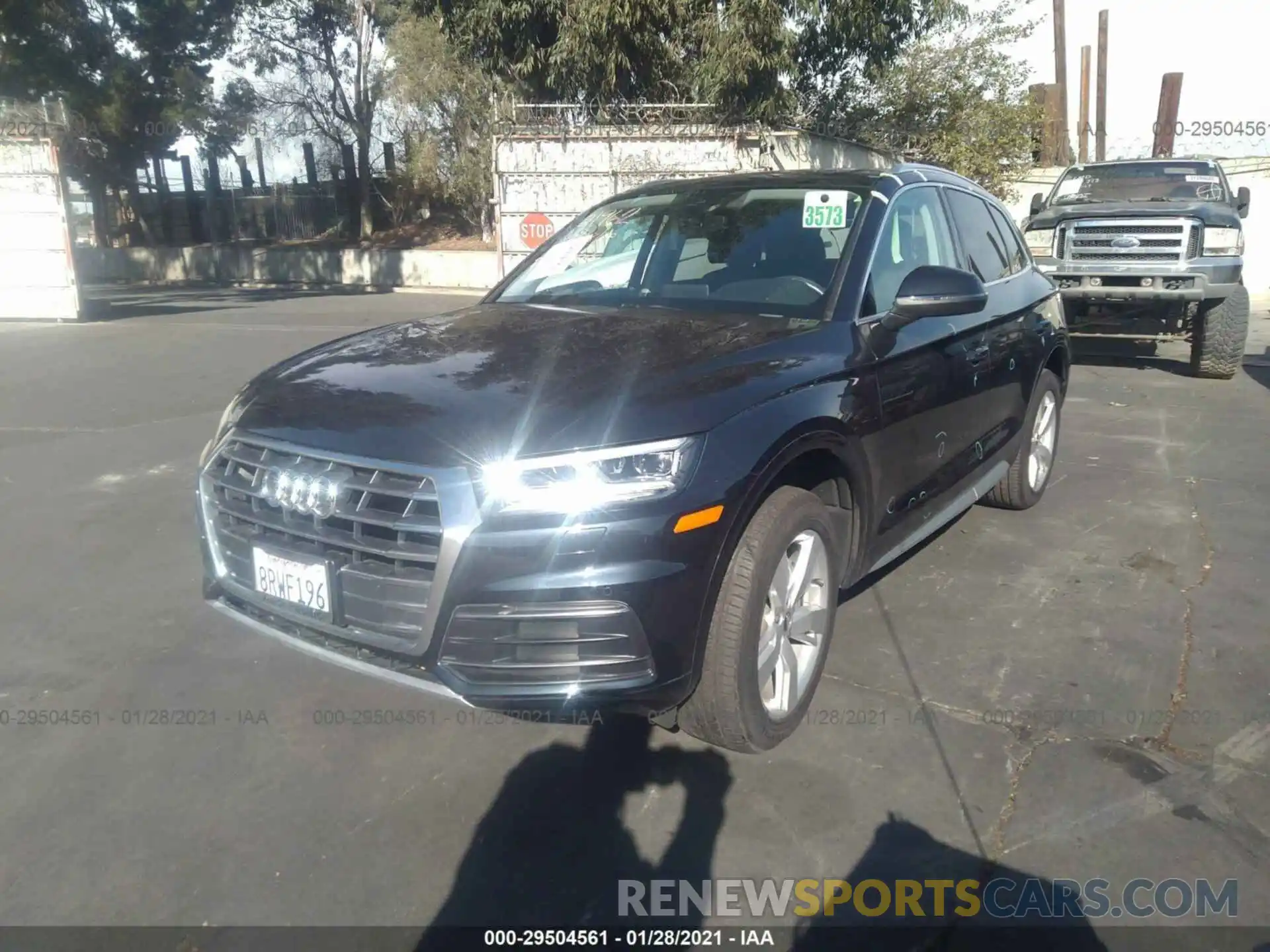 2 Фотография поврежденного автомобиля WA1BNAFY2K2081839 AUDI Q5 2019