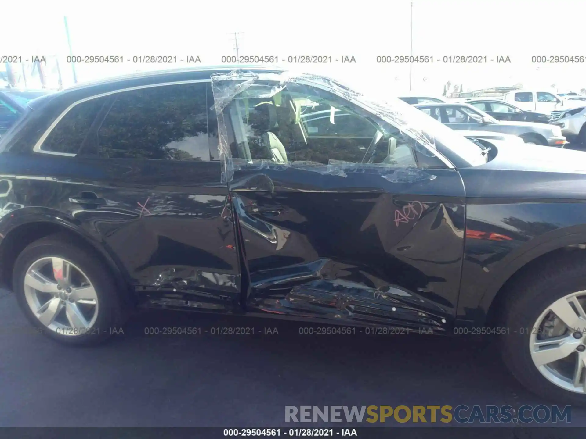 6 Photograph of a damaged car WA1BNAFY2K2081839 AUDI Q5 2019