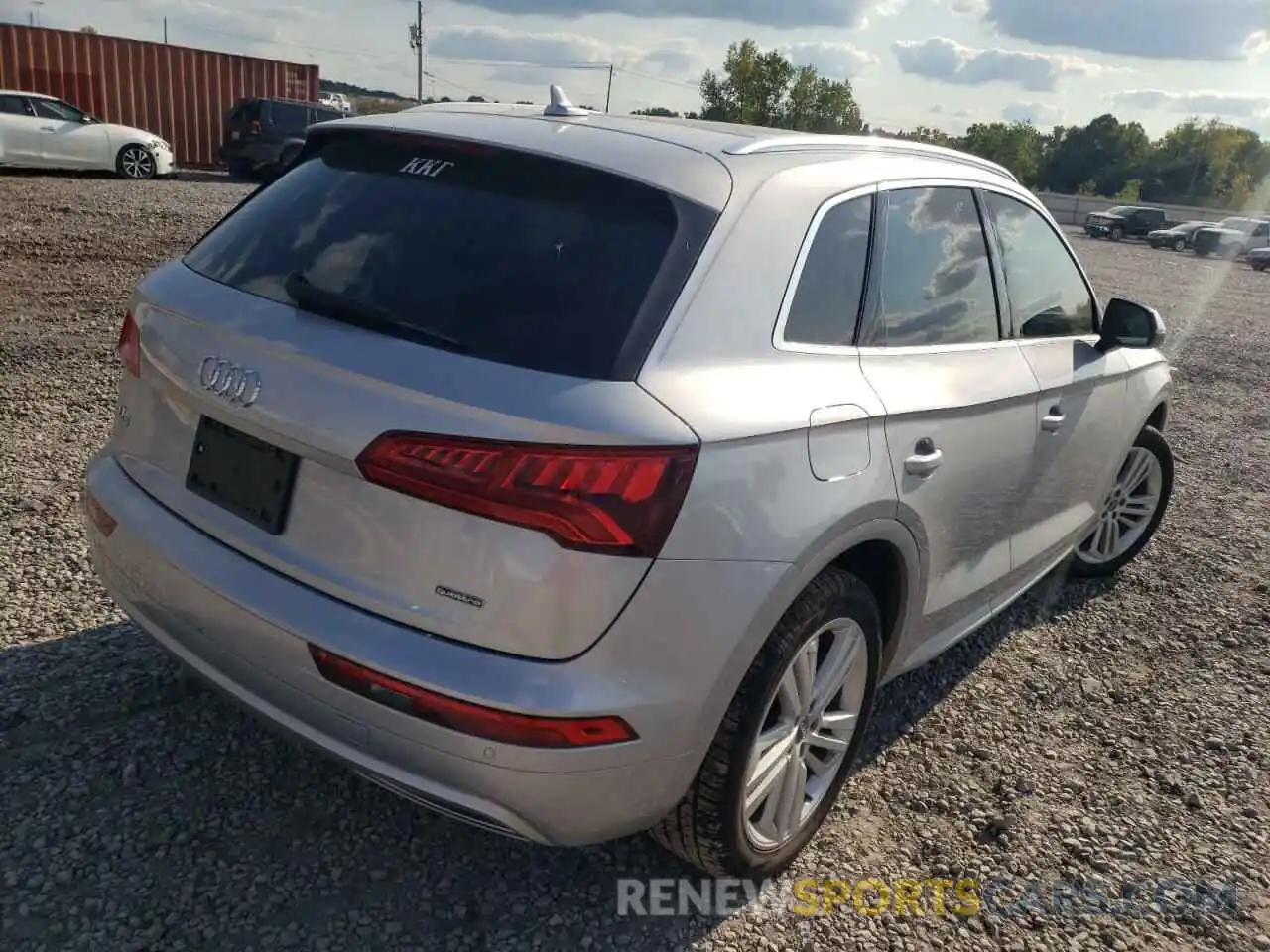 4 Photograph of a damaged car WA1BNAFY2K2104830 AUDI Q5 2019