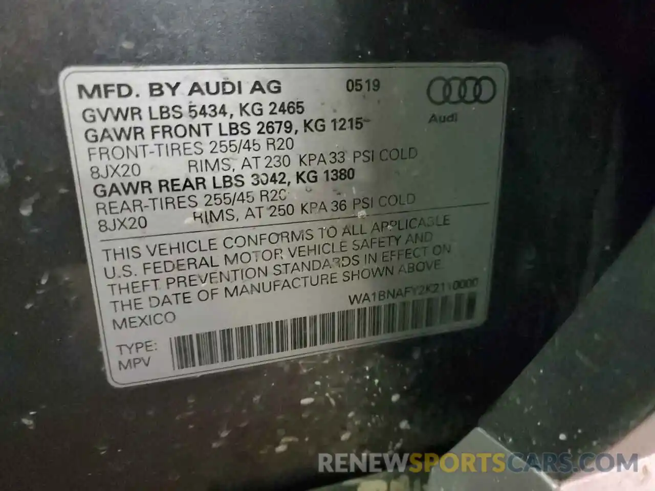 13 Photograph of a damaged car WA1BNAFY2K2110000 AUDI Q5 2019