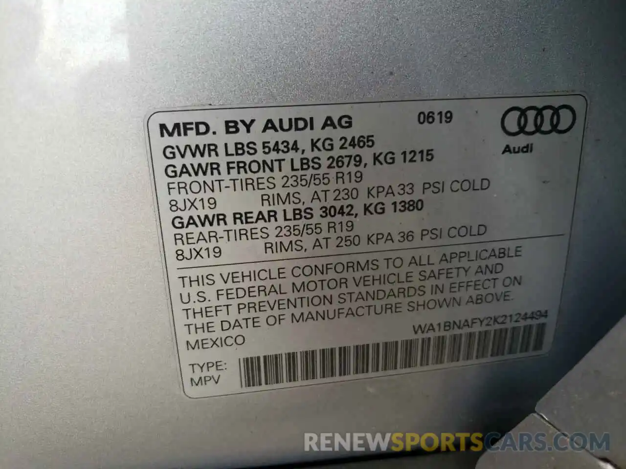 10 Photograph of a damaged car WA1BNAFY2K2124494 AUDI Q5 2019