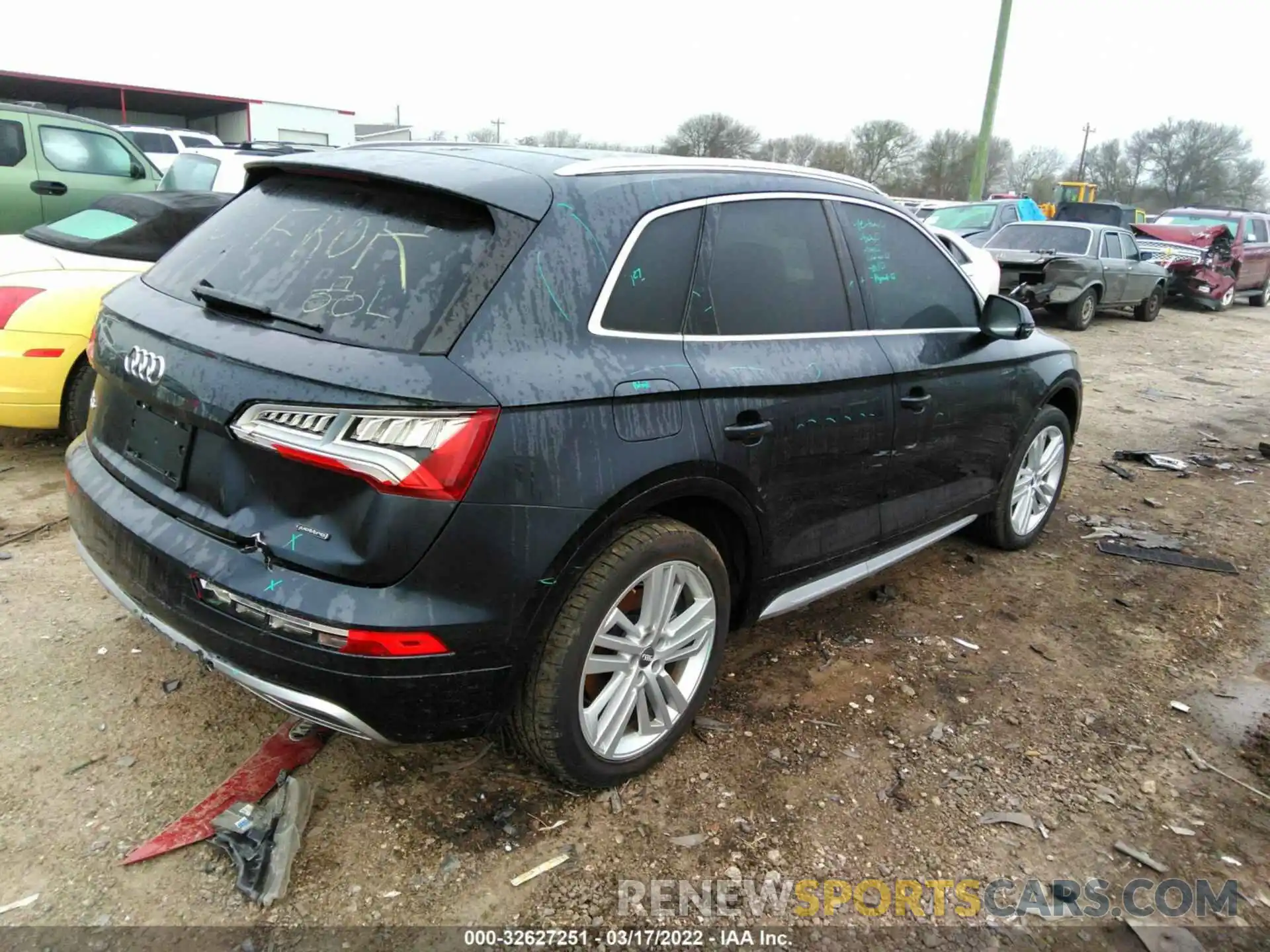 4 Photograph of a damaged car WA1BNAFY3K2023738 AUDI Q5 2019