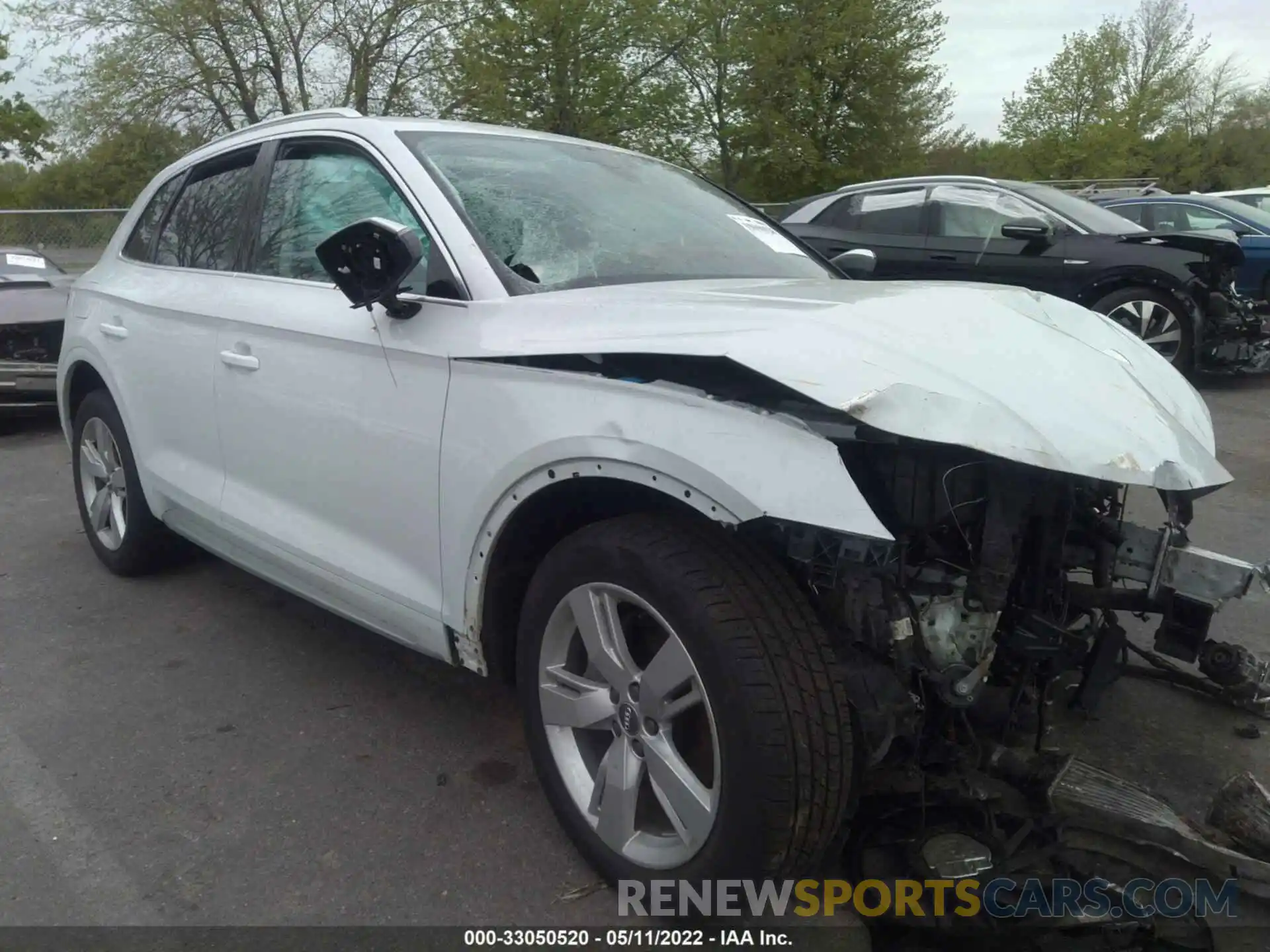 1 Photograph of a damaged car WA1BNAFY3K2028499 AUDI Q5 2019