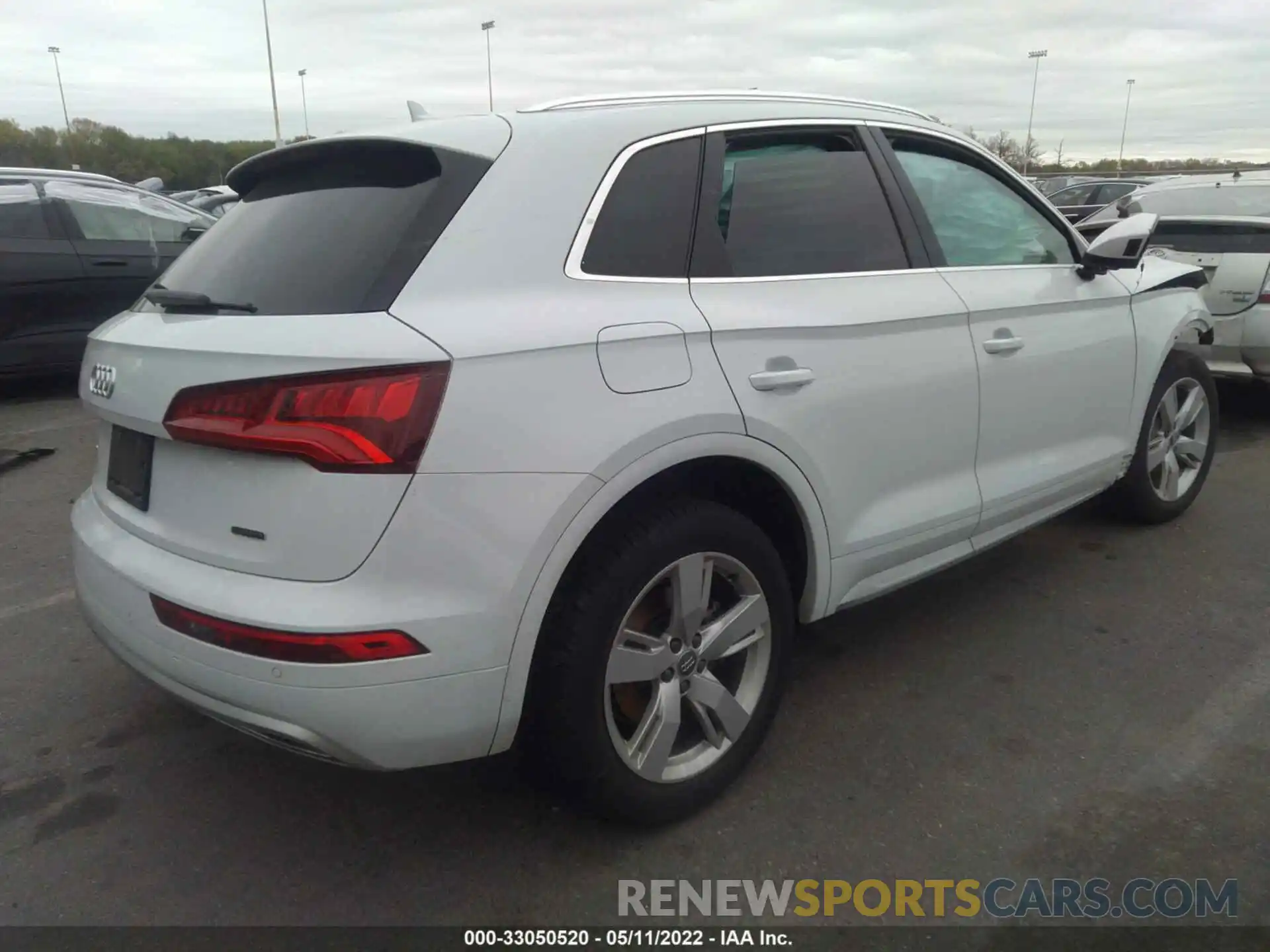 4 Фотография поврежденного автомобиля WA1BNAFY3K2028499 AUDI Q5 2019