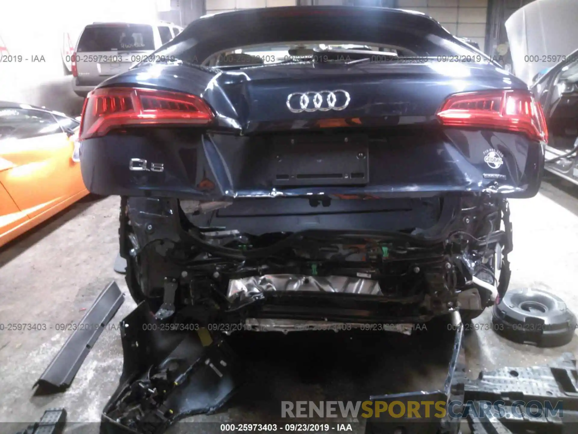 6 Фотография поврежденного автомобиля WA1BNAFY3K2037493 AUDI Q5 2019