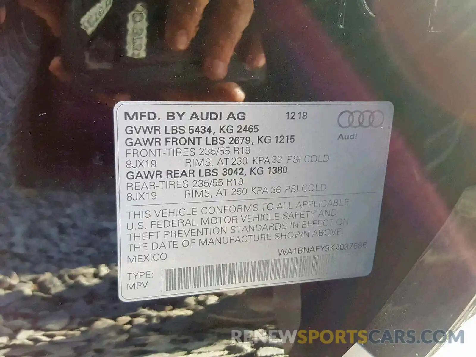 10 Photograph of a damaged car WA1BNAFY3K2037686 AUDI Q5 2019