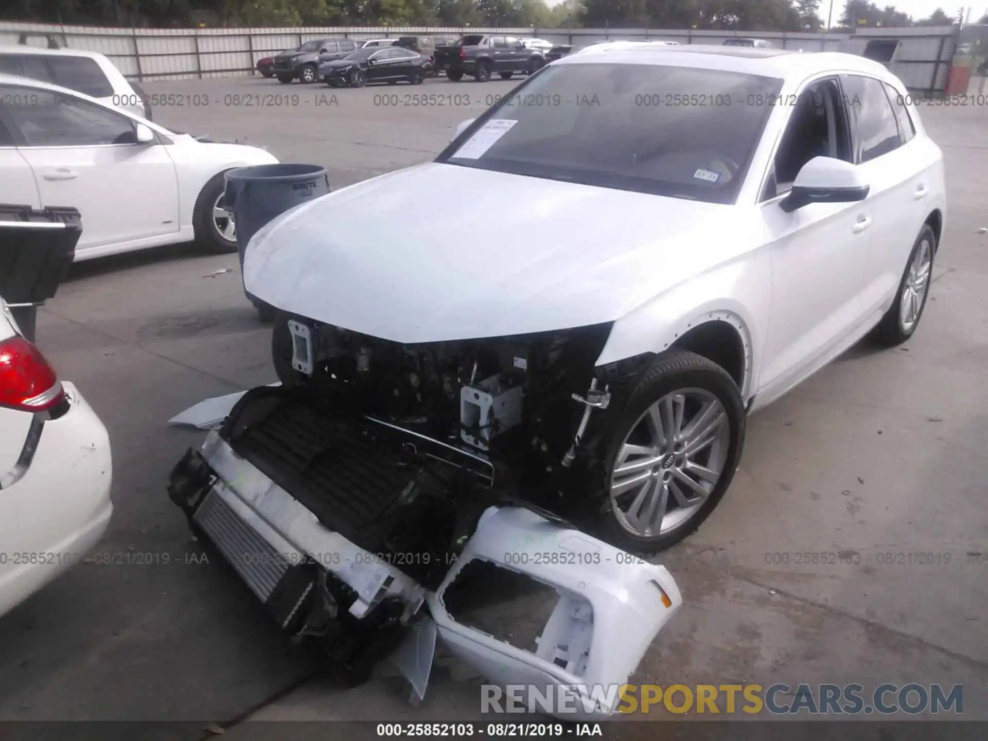 2 Фотография поврежденного автомобиля WA1BNAFY3K2043536 AUDI Q5 2019