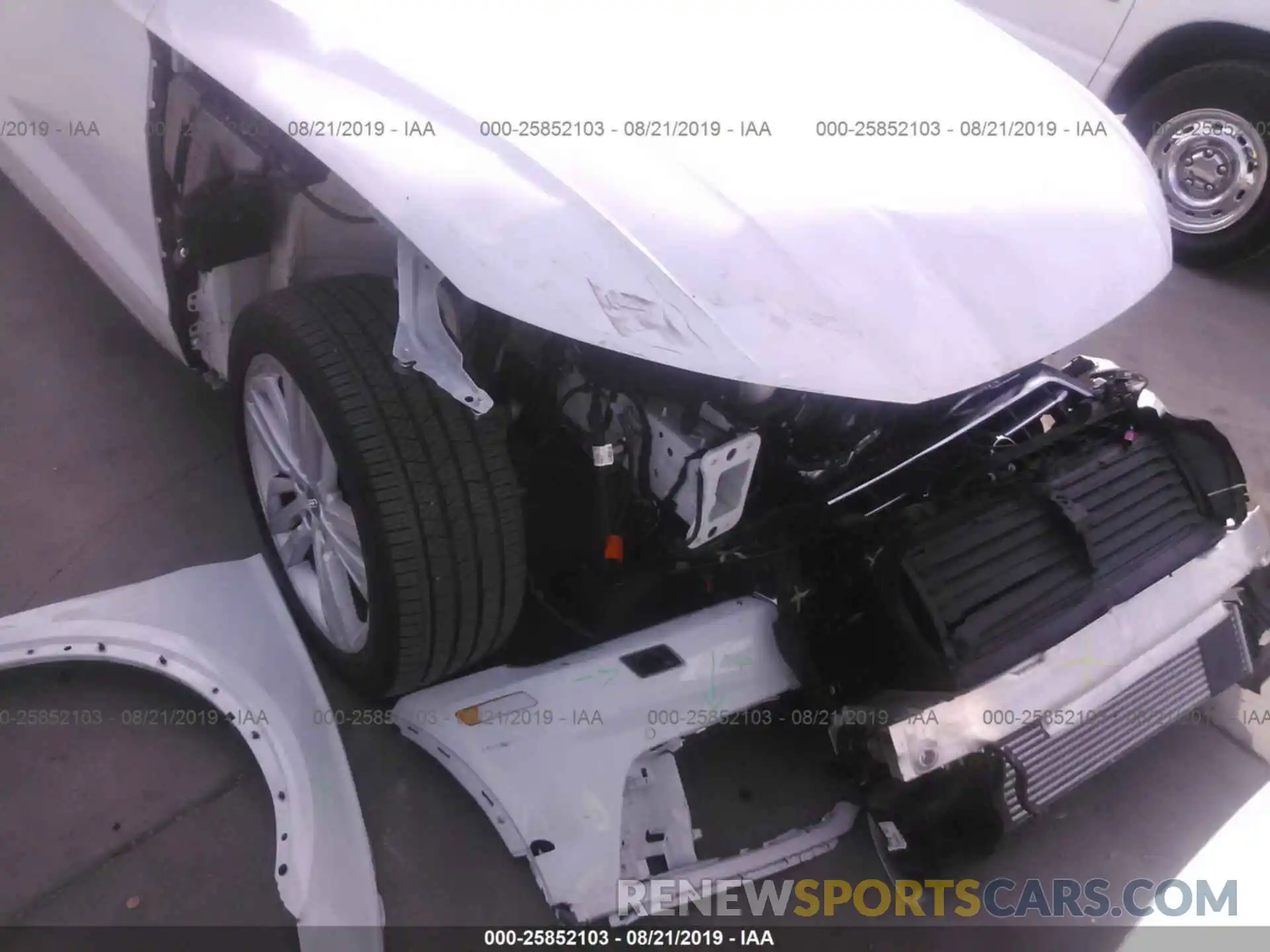 6 Photograph of a damaged car WA1BNAFY3K2043536 AUDI Q5 2019