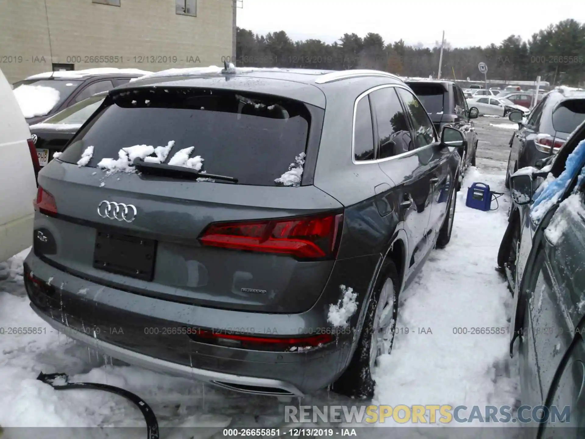 4 Photograph of a damaged car WA1BNAFY3K2064158 AUDI Q5 2019