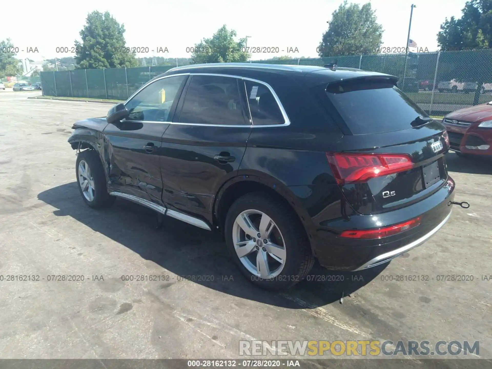 3 Фотография поврежденного автомобиля WA1BNAFY3K2068971 AUDI Q5 2019