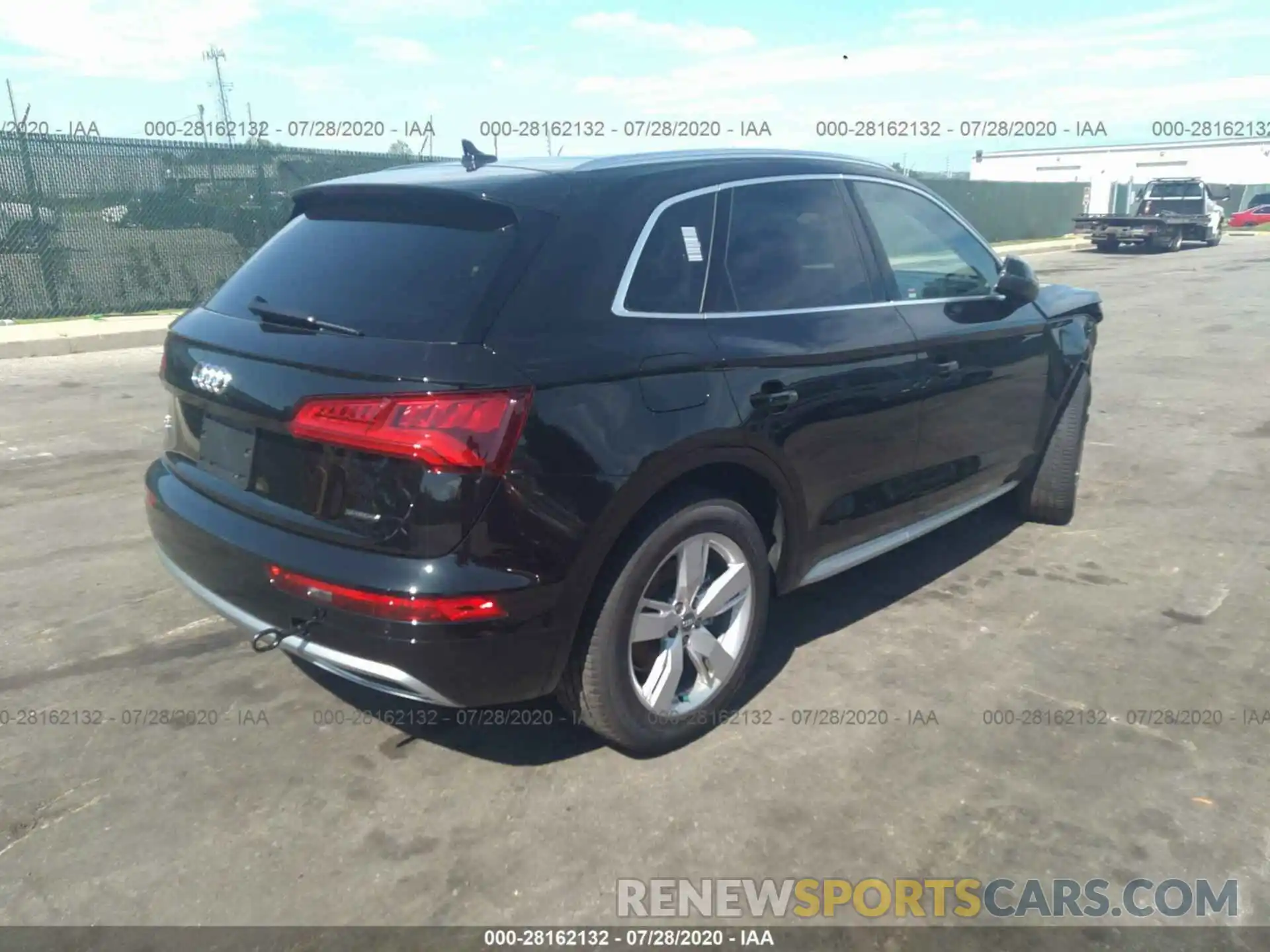 4 Фотография поврежденного автомобиля WA1BNAFY3K2068971 AUDI Q5 2019