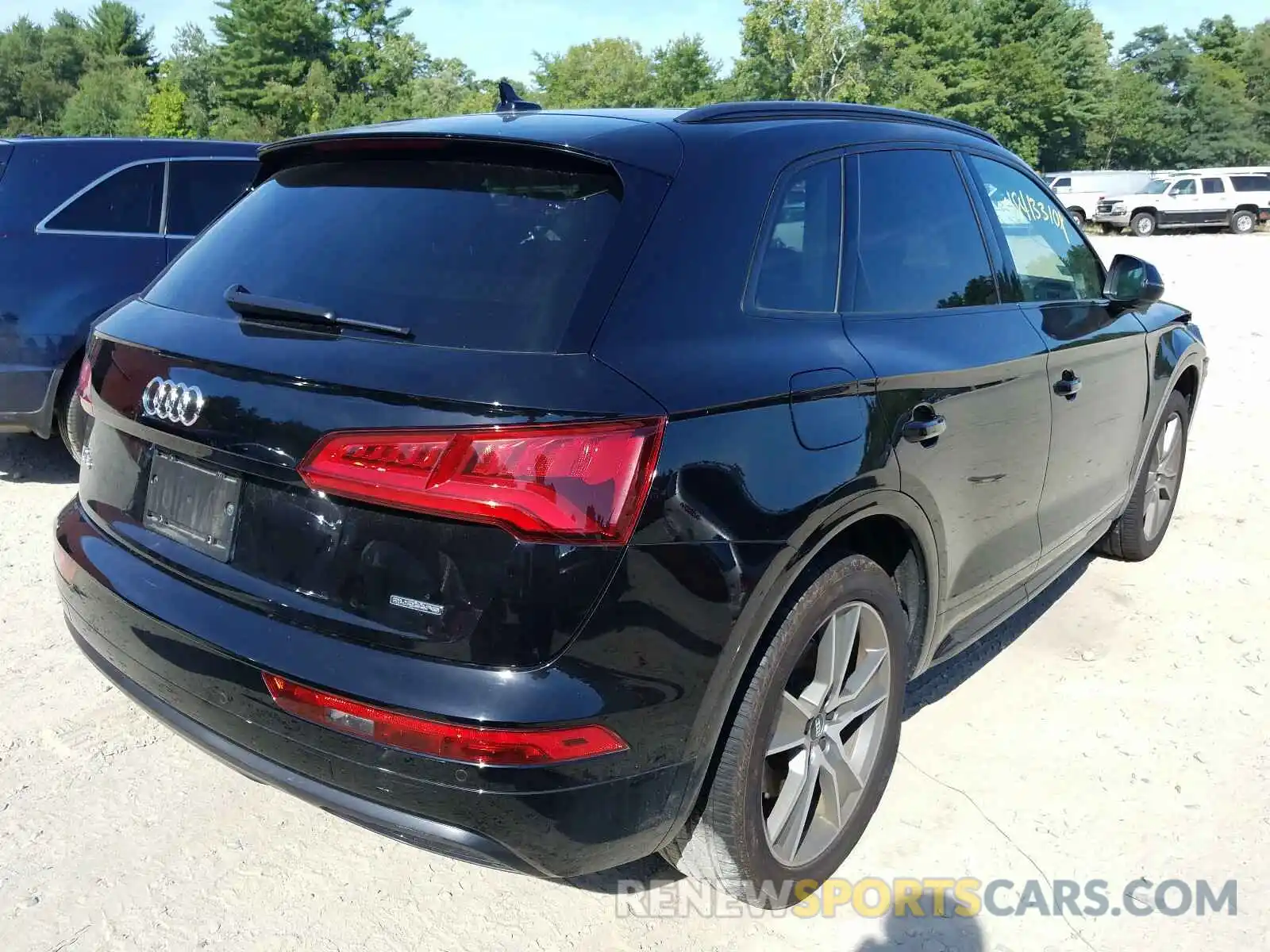 4 Фотография поврежденного автомобиля WA1BNAFY3K2075757 AUDI Q5 2019